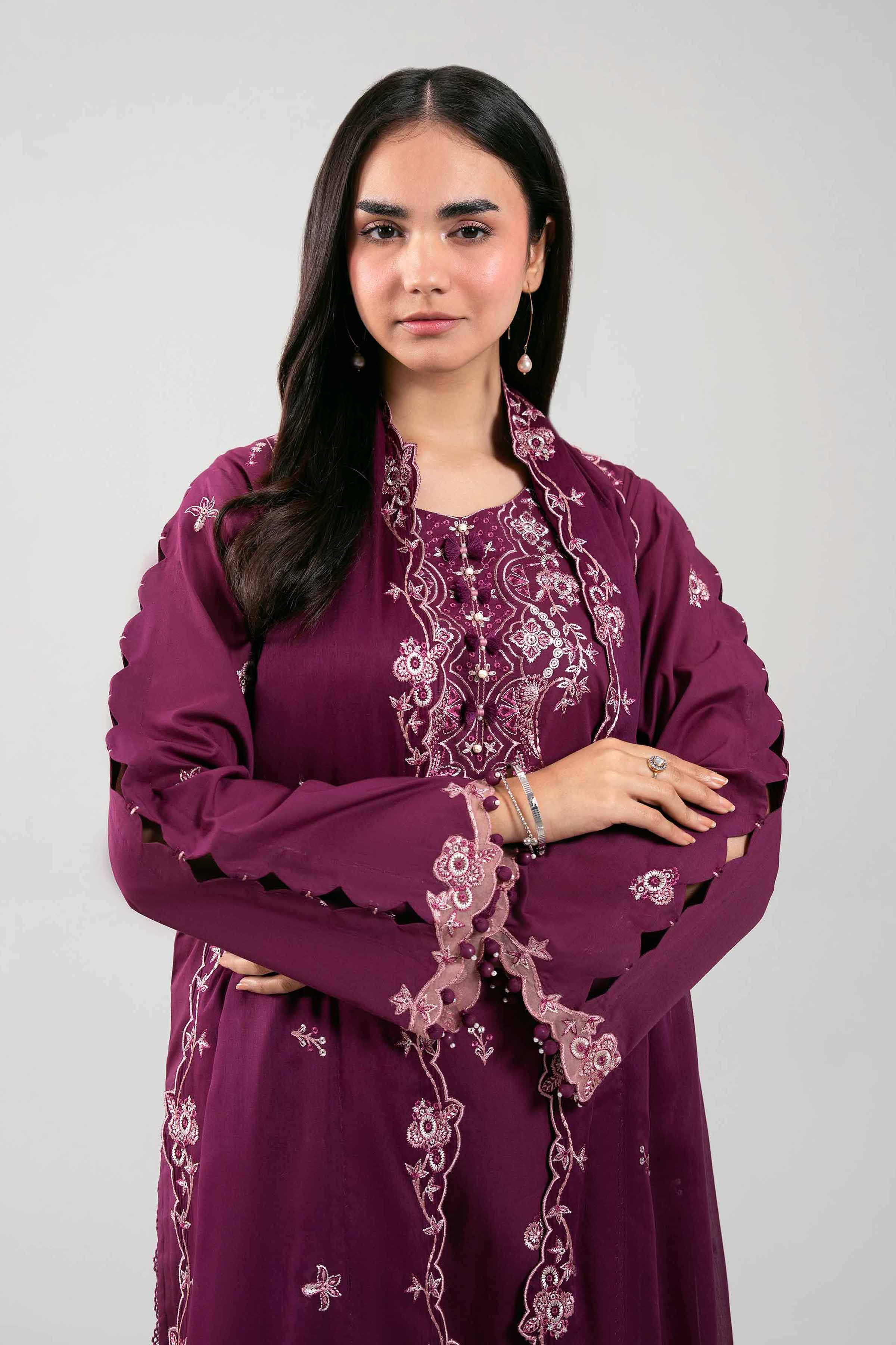 3 Piece - Embroidered Suit - 42601307