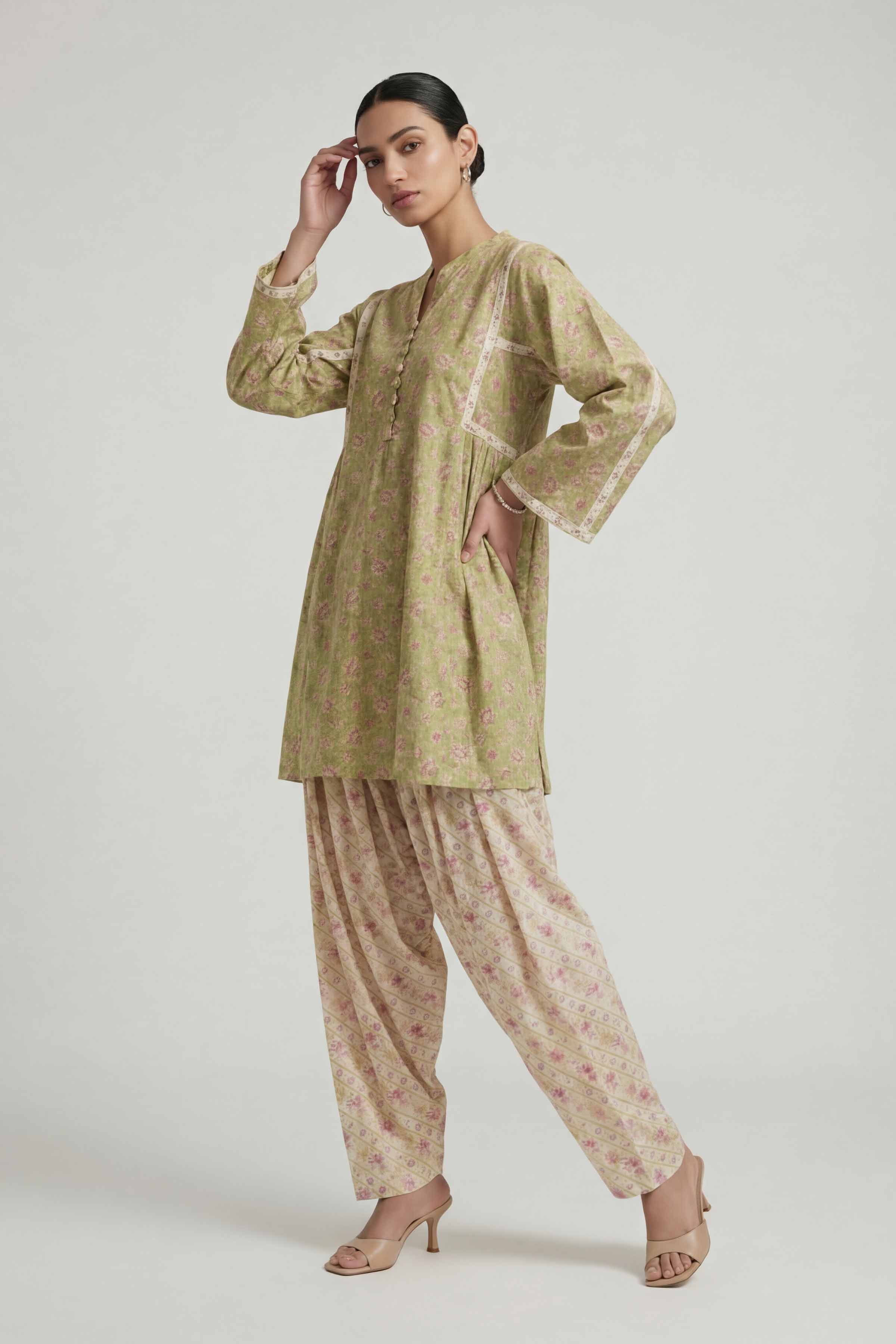 2 Piece - Printed Suit - 42601452 Green Lawn 2PC Printed Summer