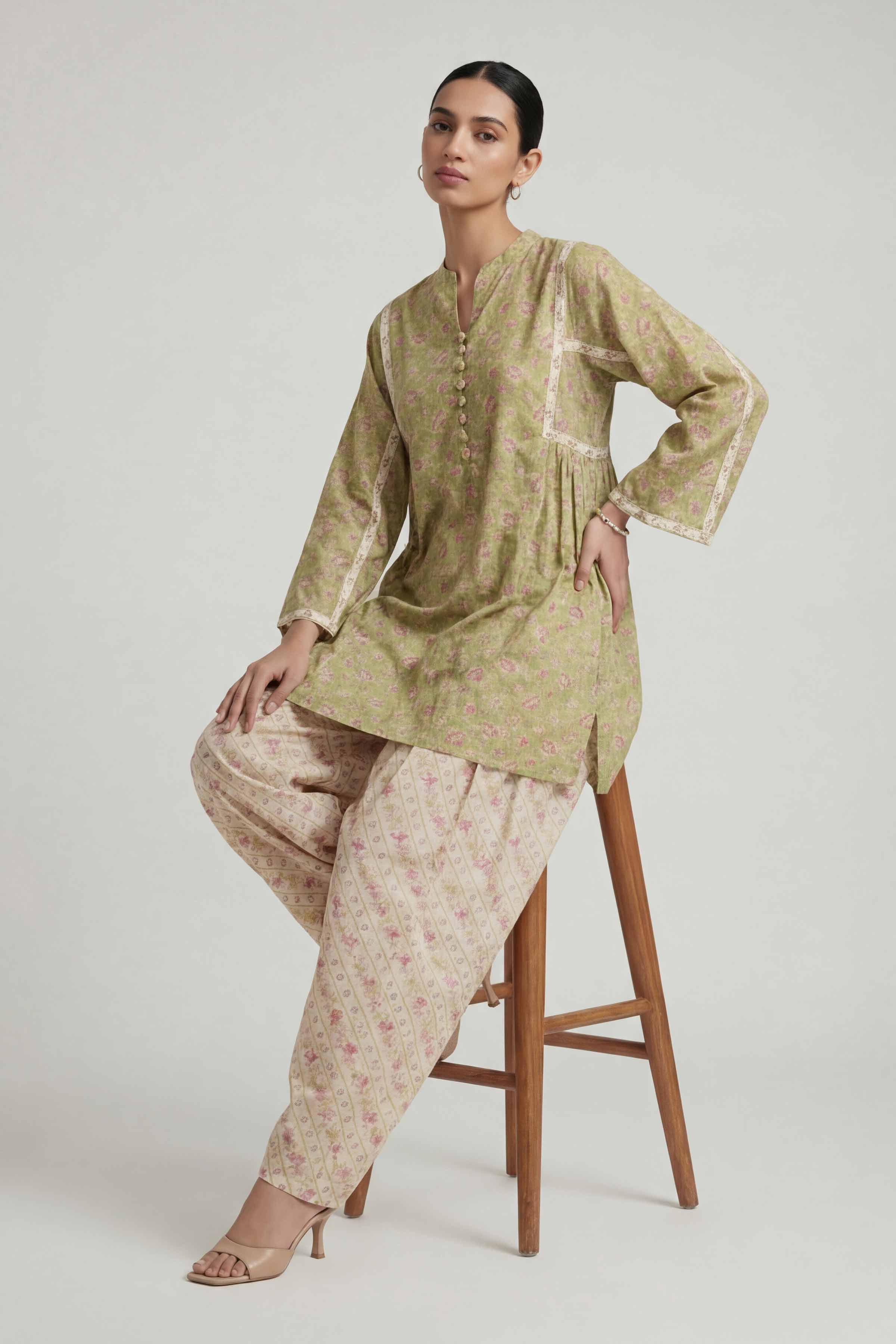 2 Piece - Printed Suit - 42601452 Green Lawn 2PC Printed Summer