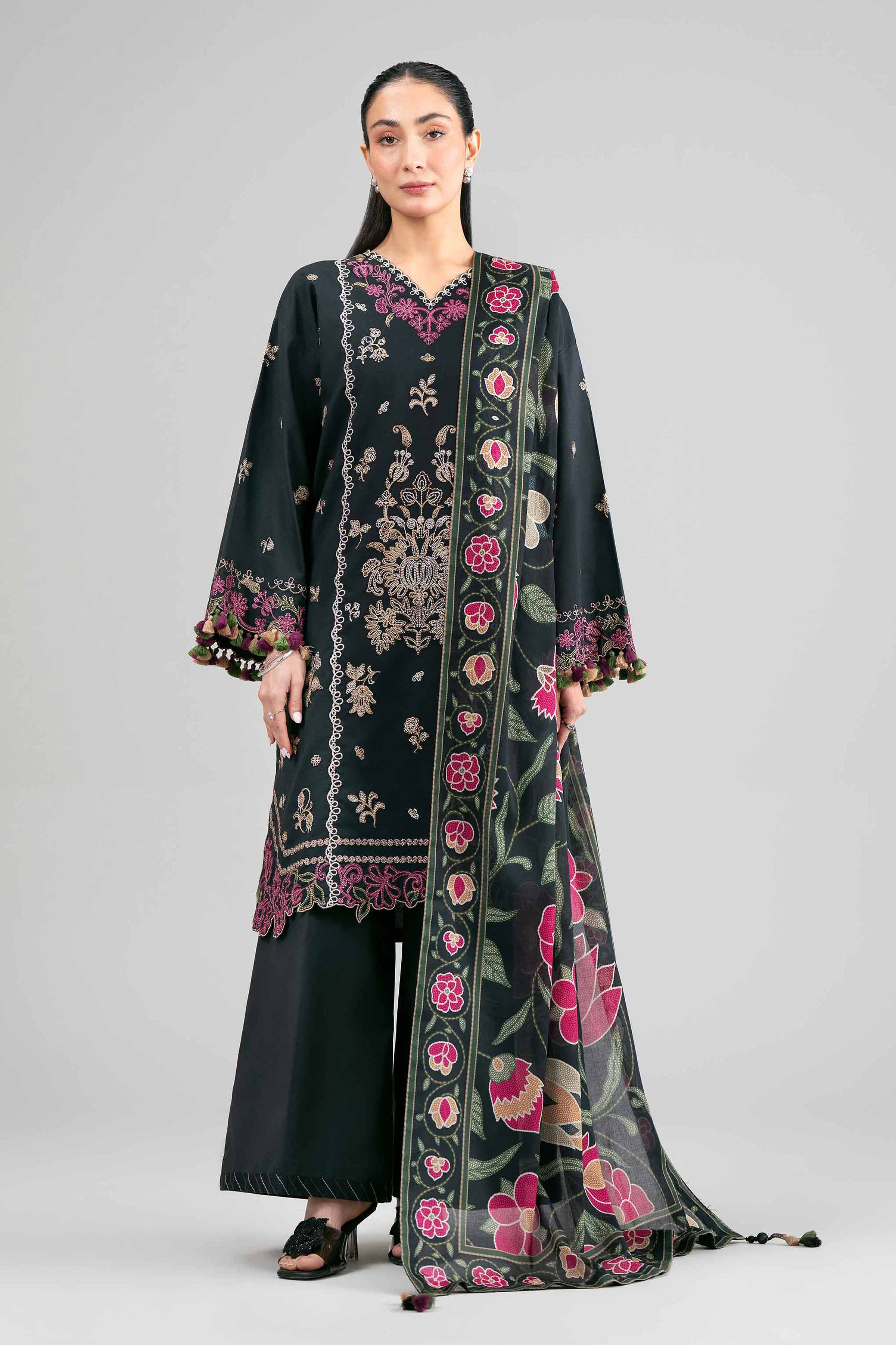 3 Piece - Digital Printed Embroidered Suit - 42601525 Black Lawn 3PC Embroidered Summer