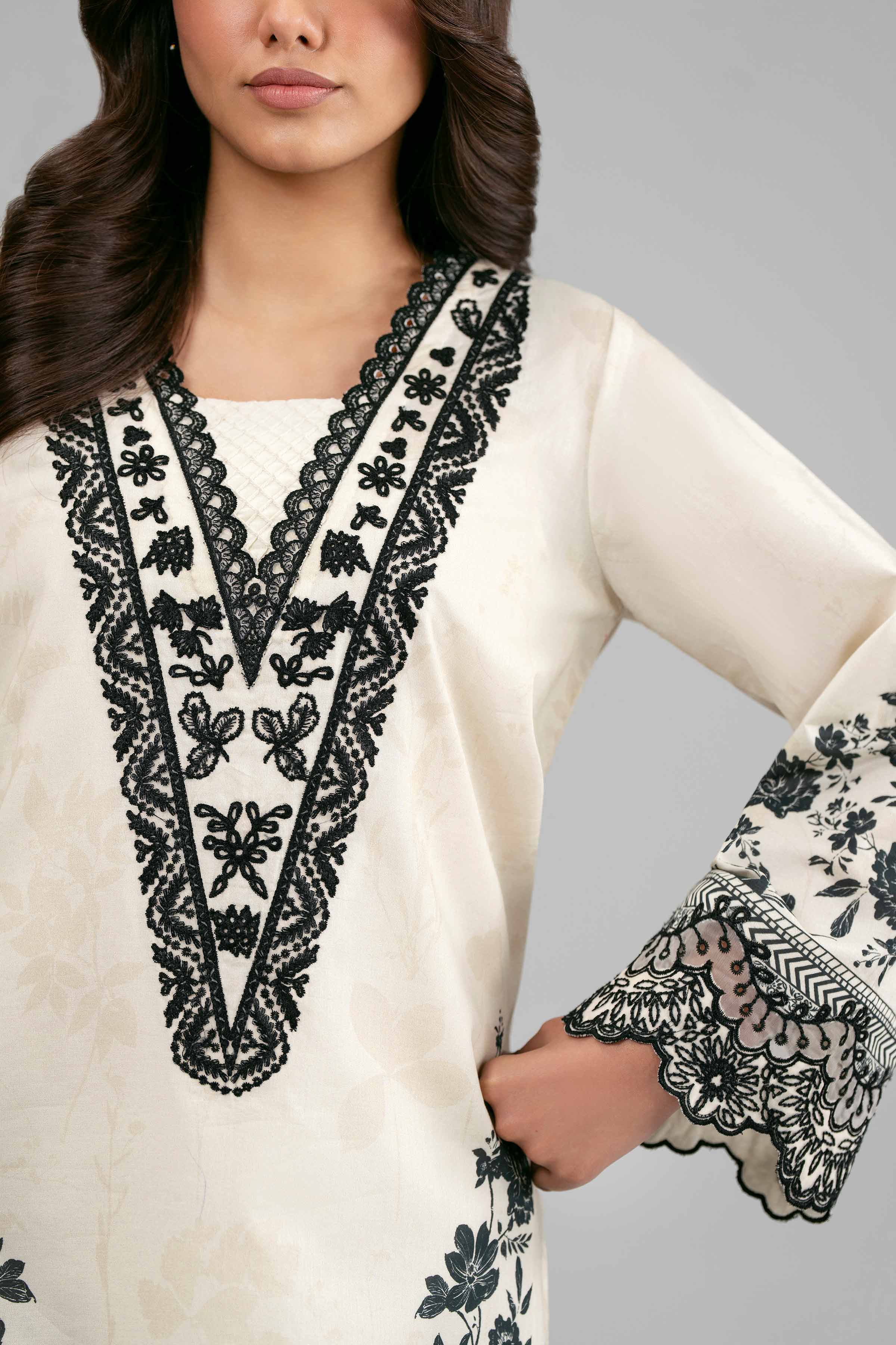 3 Piece - Digital Printed Embroidered Suit - 42601557 Beige Lawn 3PC Embroidered Summer