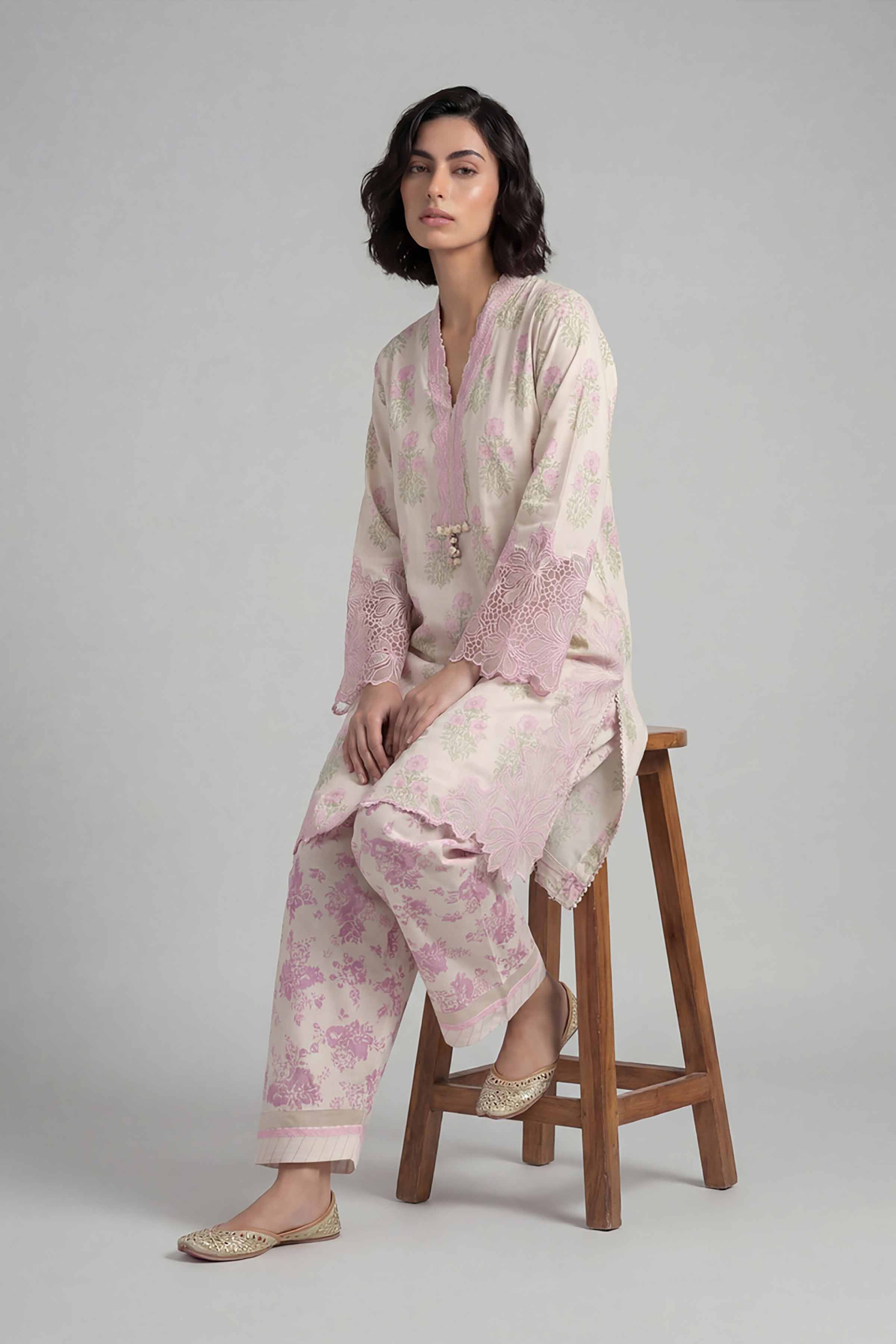 2 Piece - Printed Embroidered Suit - 42601664