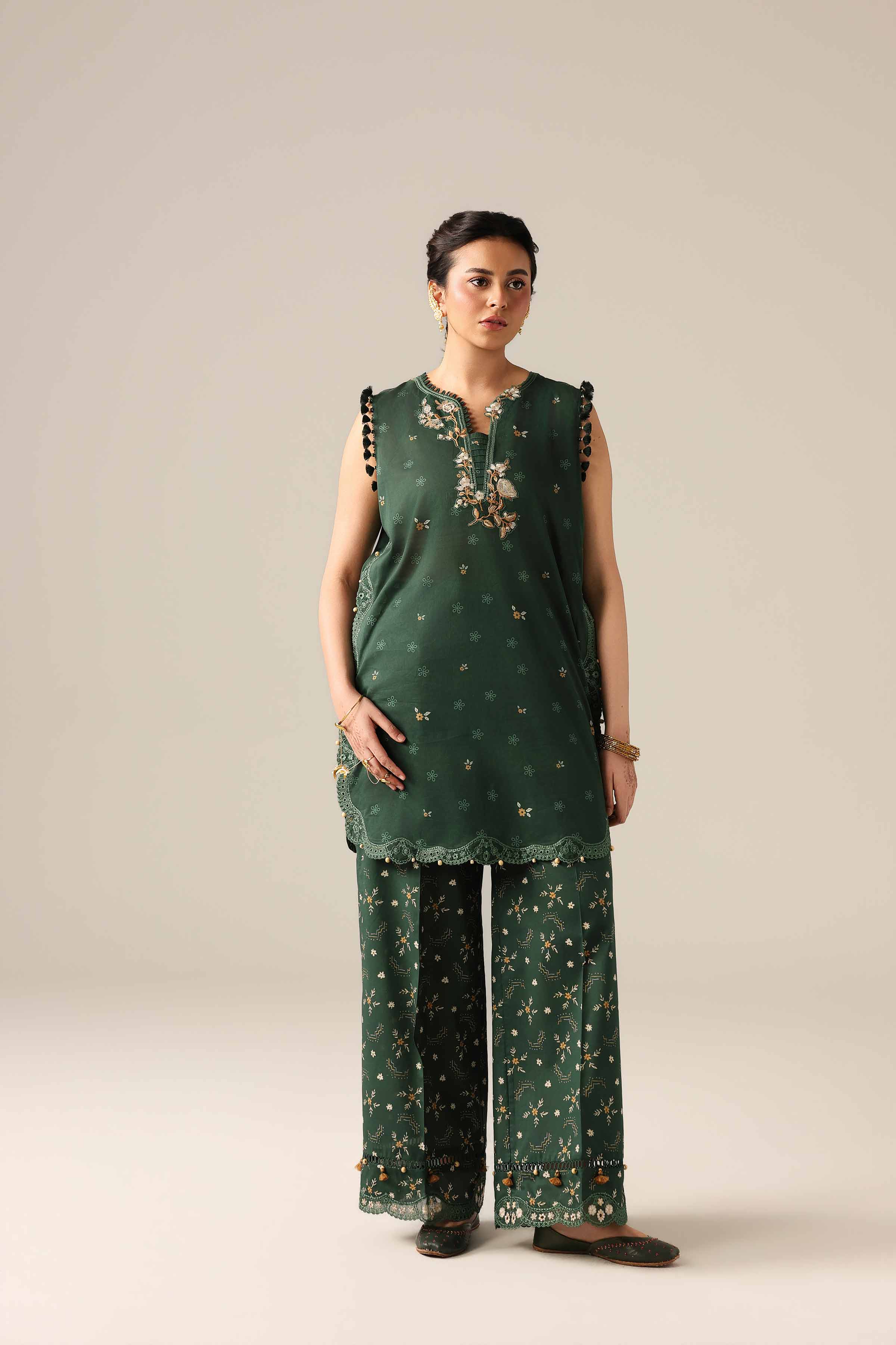 2 Piece - Printed Embroidered Suit - 42601665