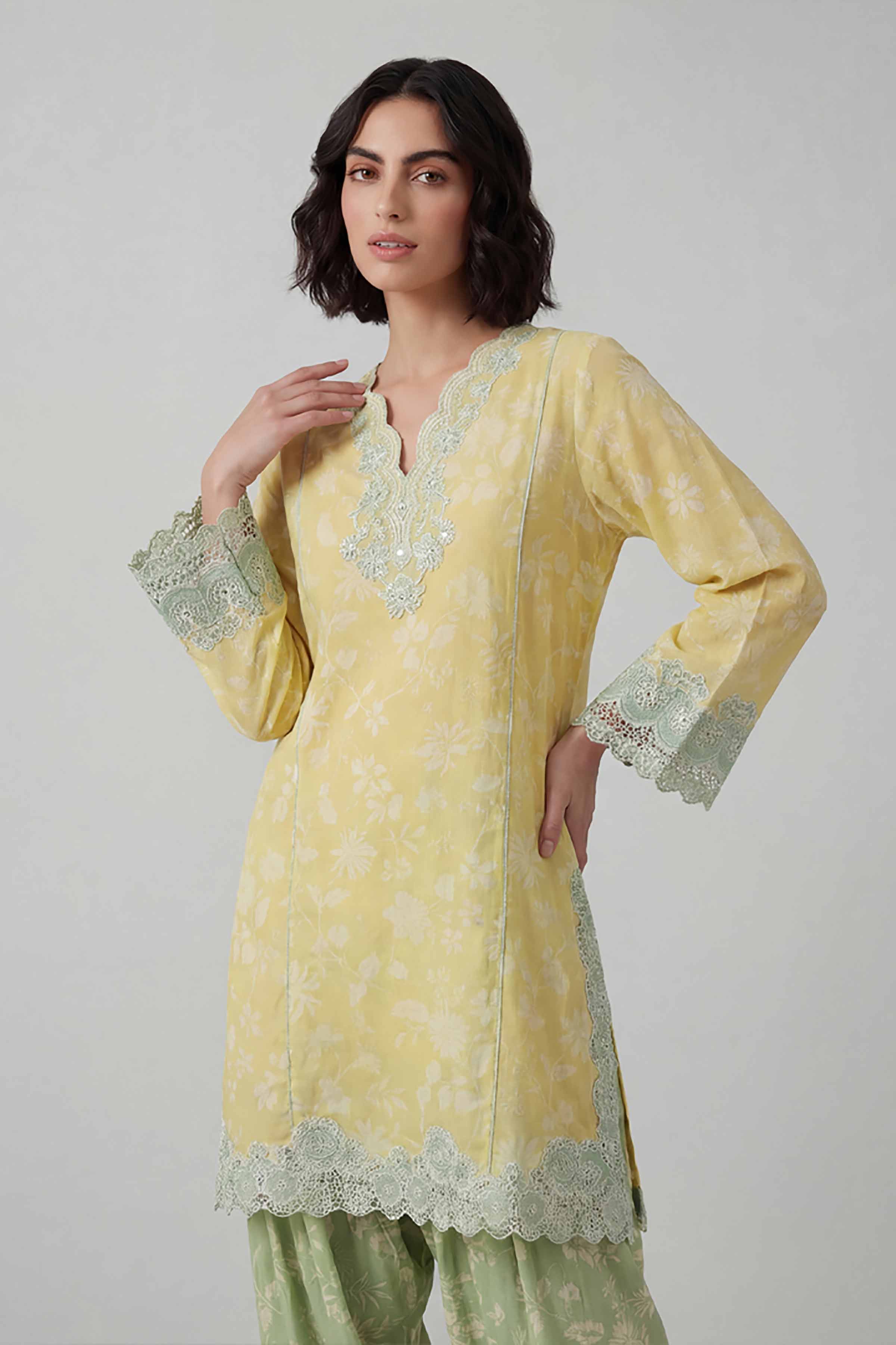 2 Piece - Printed Embroidered Suit - 42601671