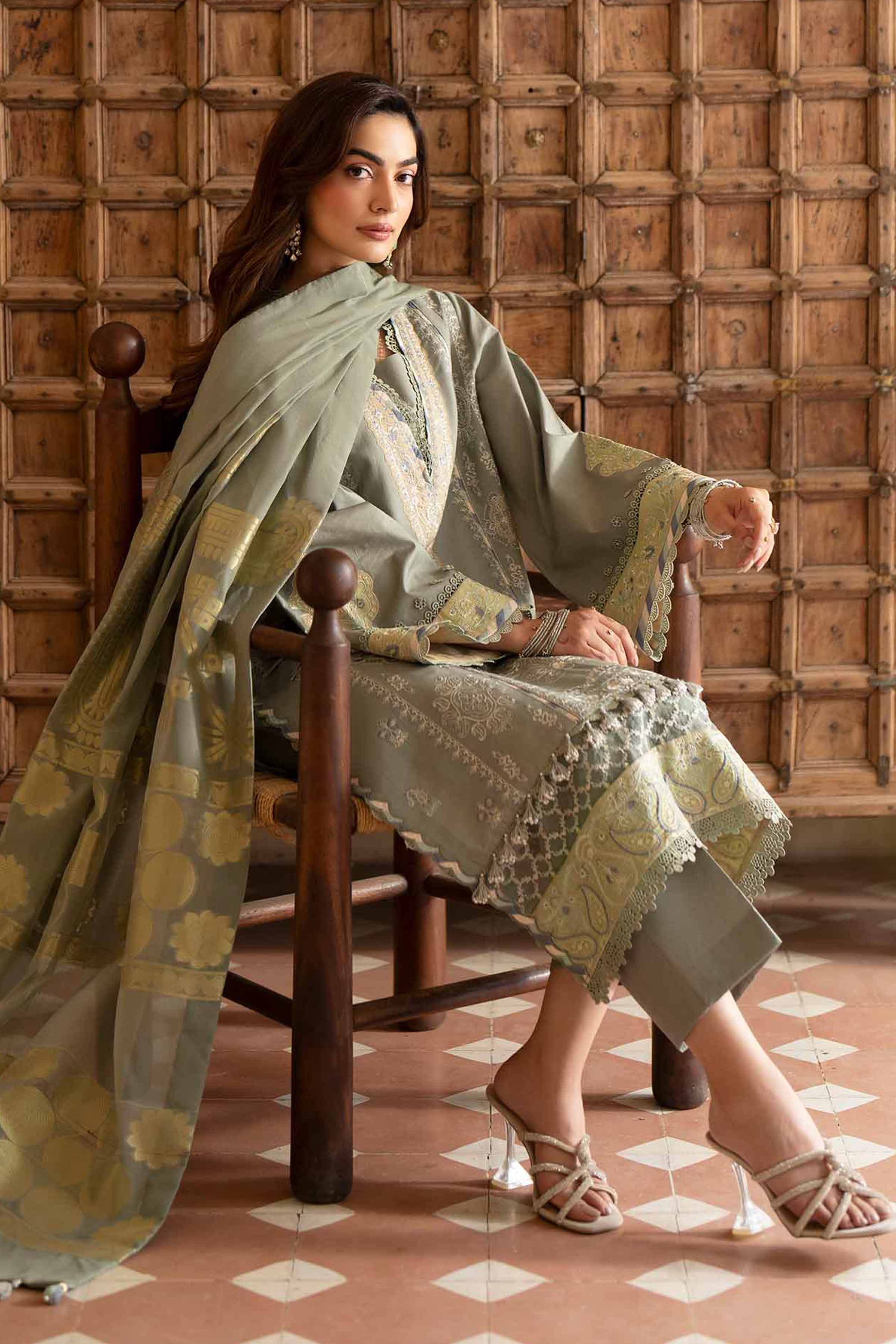 NISHAT UAE 3Pc Embroidered Unstitched Women Green Lawn Suit
