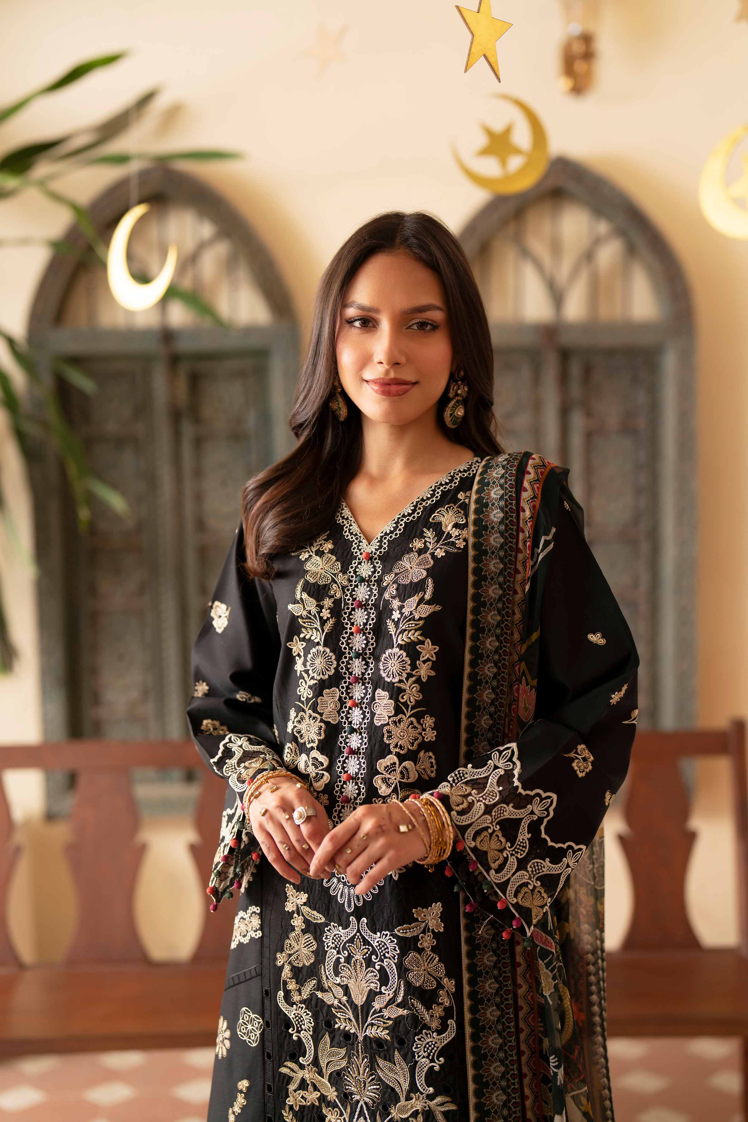 3 Piece - Digital Printed Embroidered Suit - 42601698 Black Lawn 3PC Embroidered