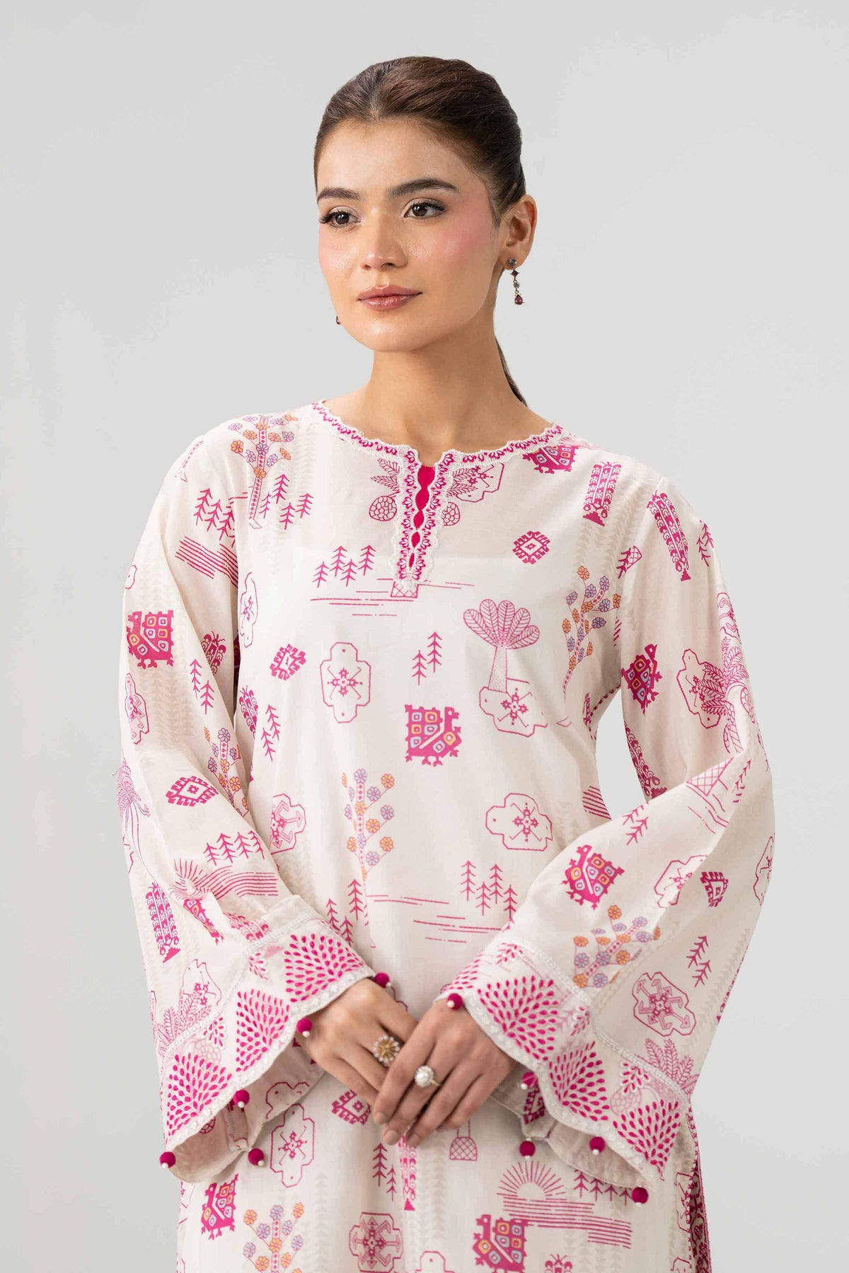2 Piece - Printed Embroidered Suit - 42602056