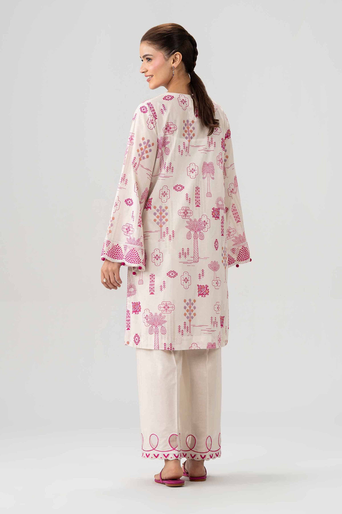 2 Piece - Printed Embroidered Suit - 42602056