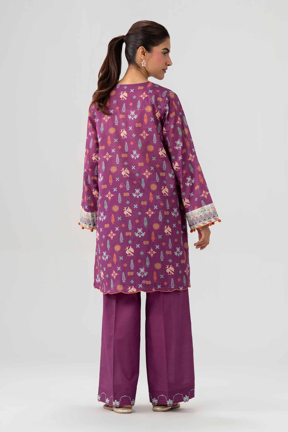 2 Piece - Printed Embroidered Suit - 42602059