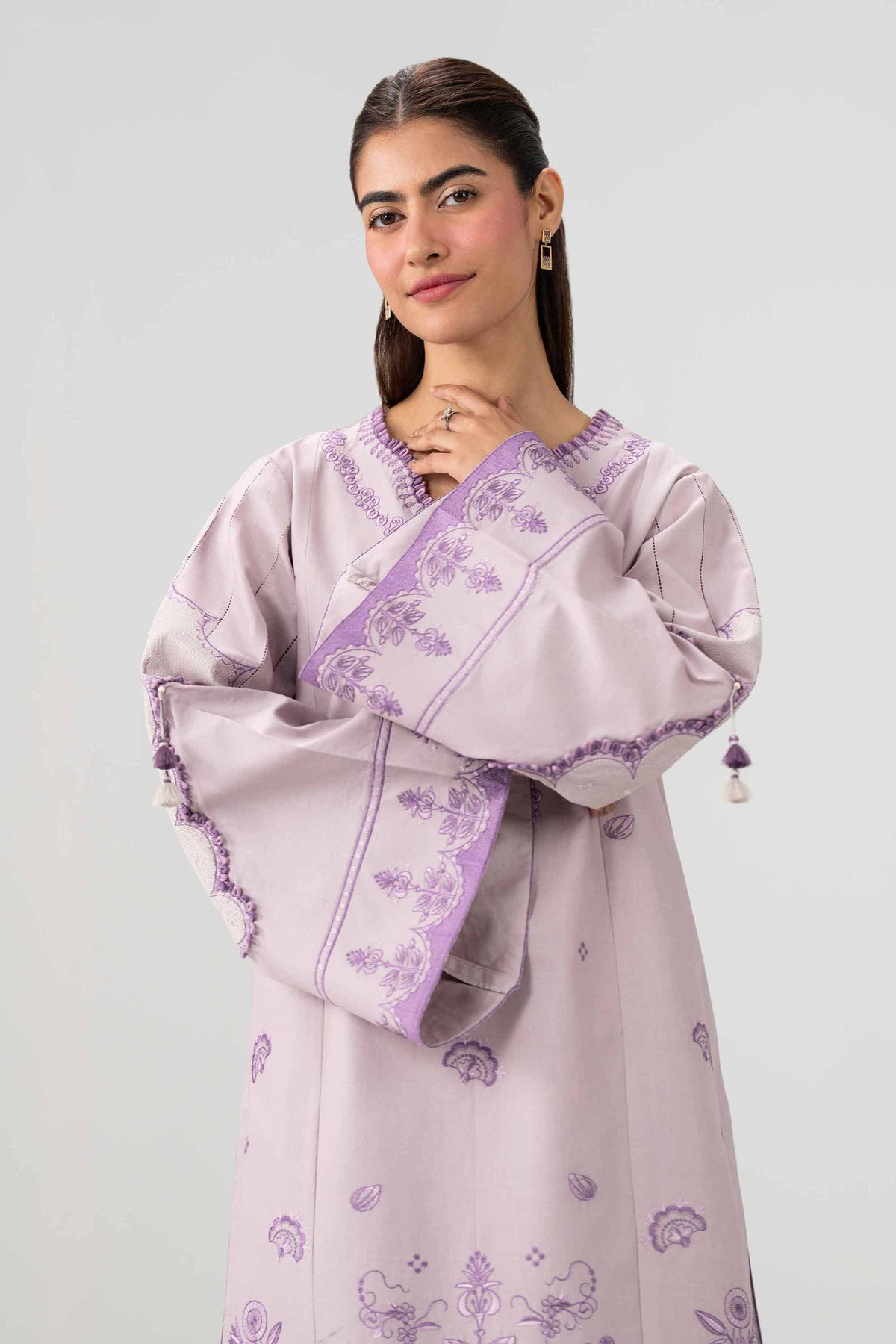 2 Piece - Embroidered Suit - 42602076