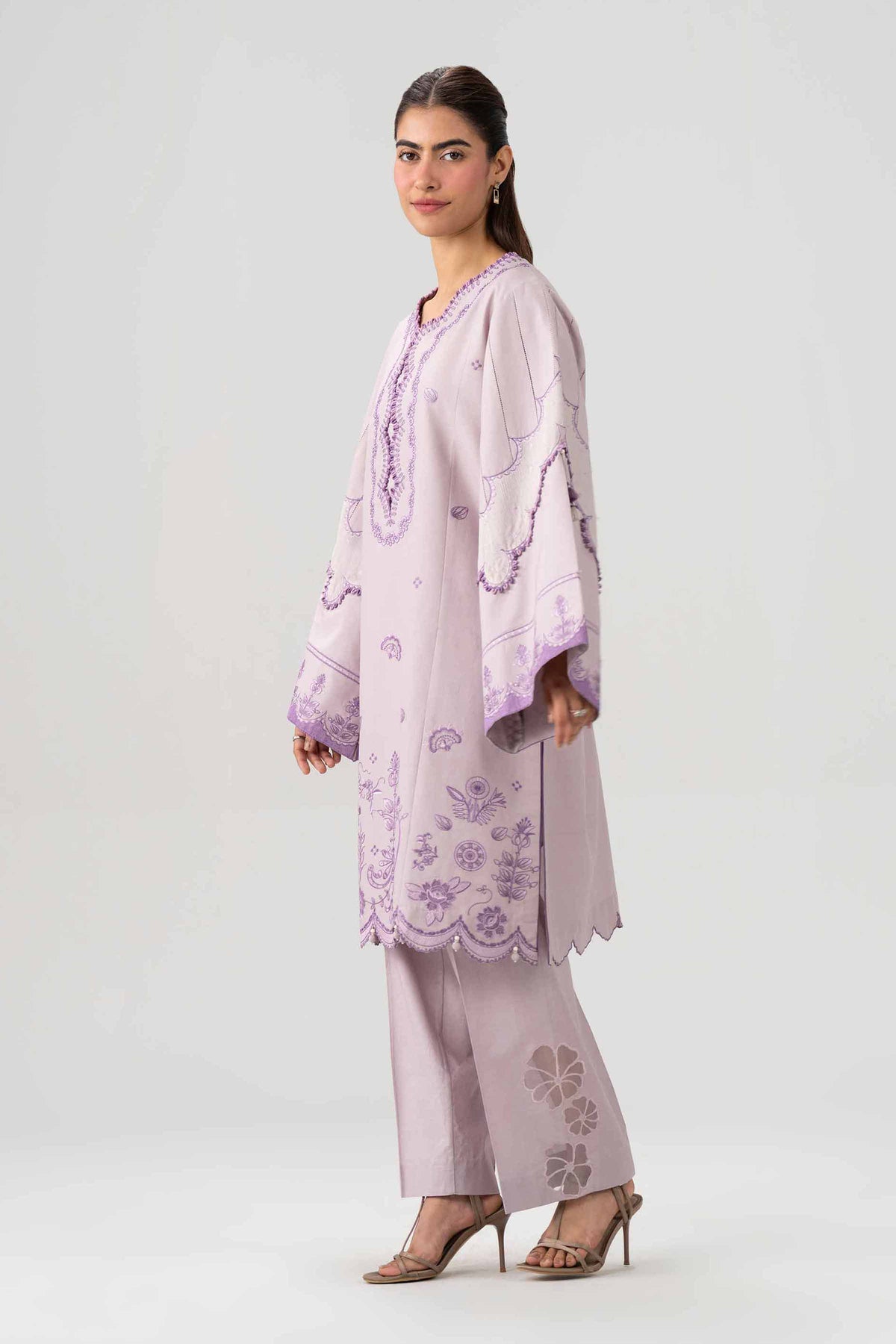 2 Piece - Embroidered Suit - 42602076