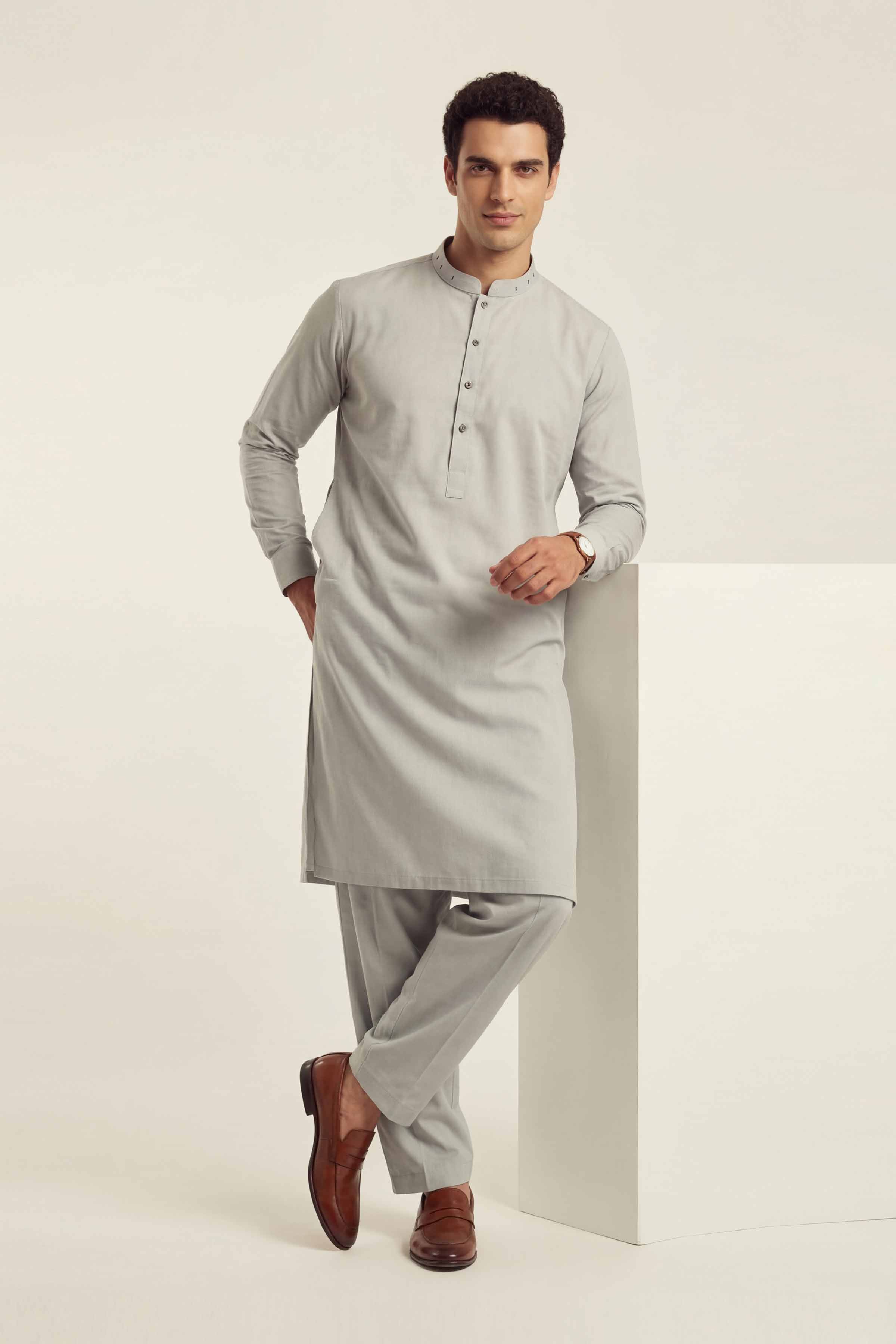 2 Piece - Naqsh Suit - 42608002