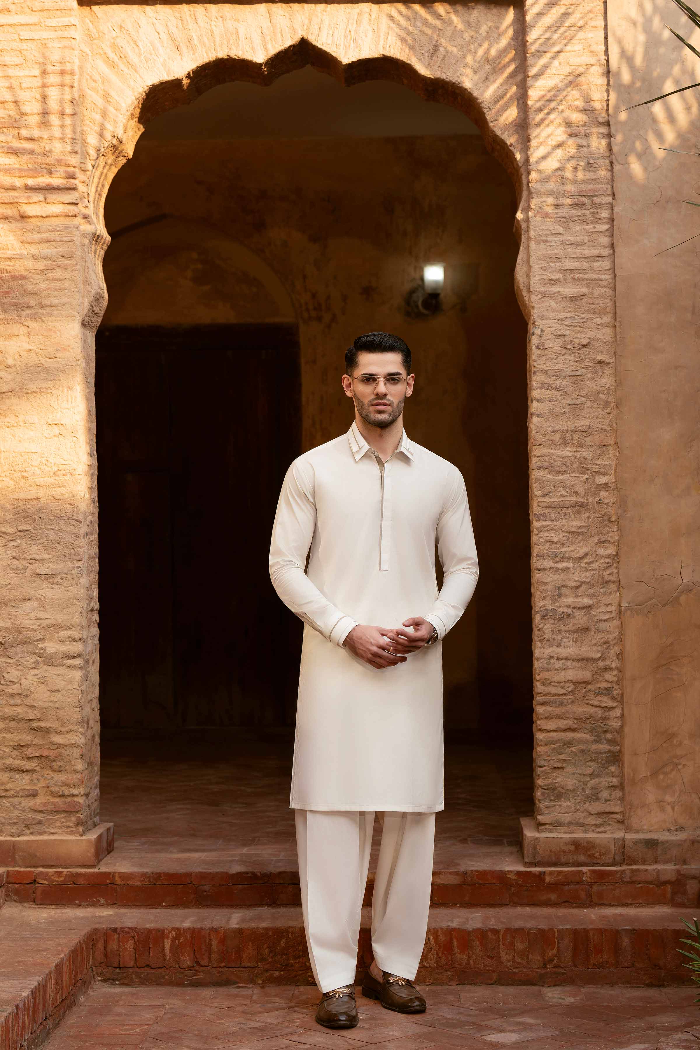 2 Piece - Naqsh Suit - 42608034