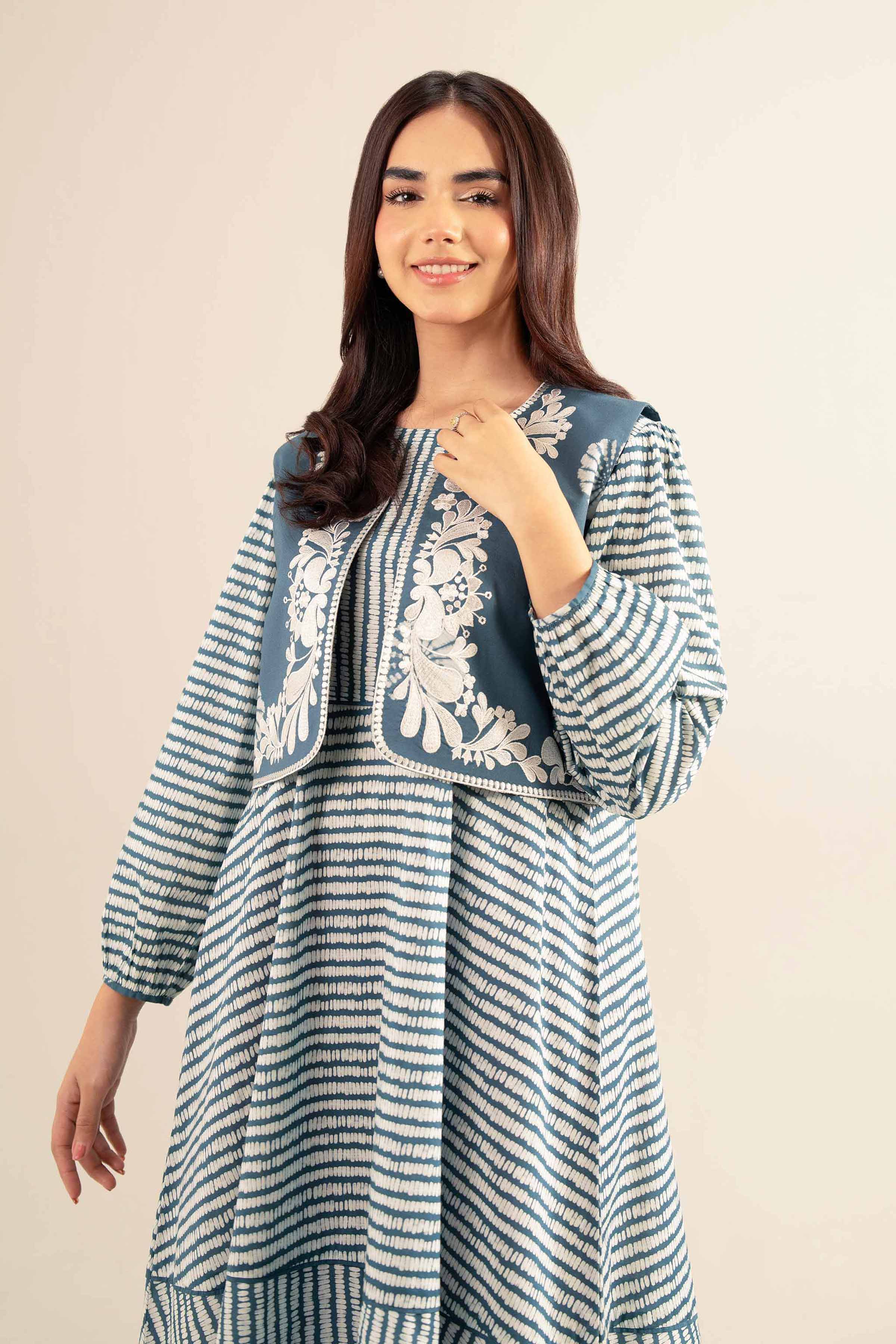 2 Piece - Embroidered Suit - AS25-59