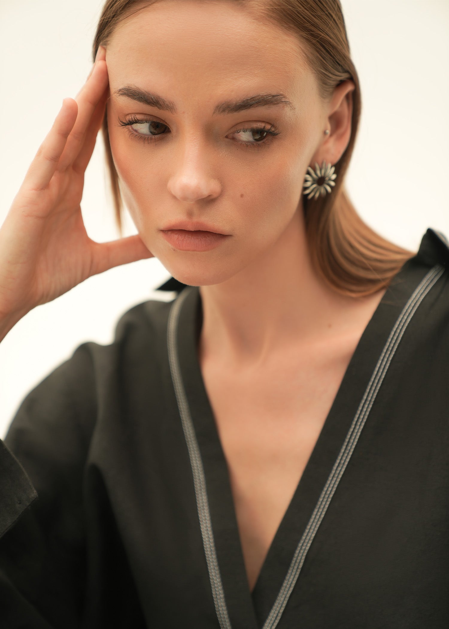 Basic Linen Blend Blouse With Contasting Top-Stitches - KOA