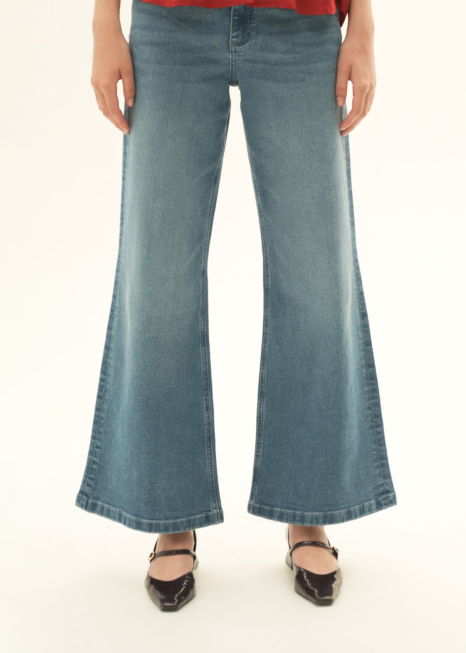 Flared Jeans - KOA