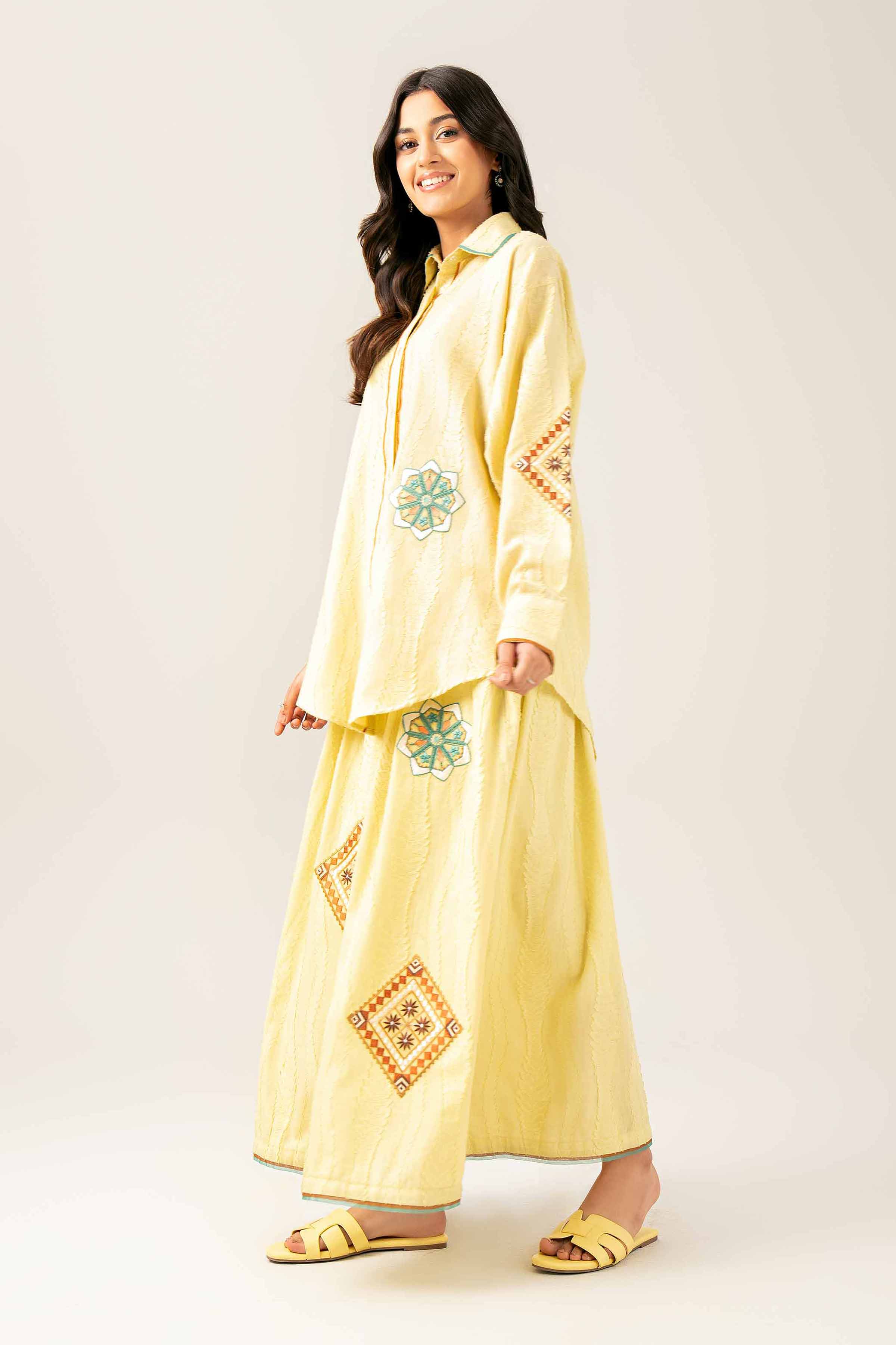 2 Piece - Embroidered Suit - FE25-87