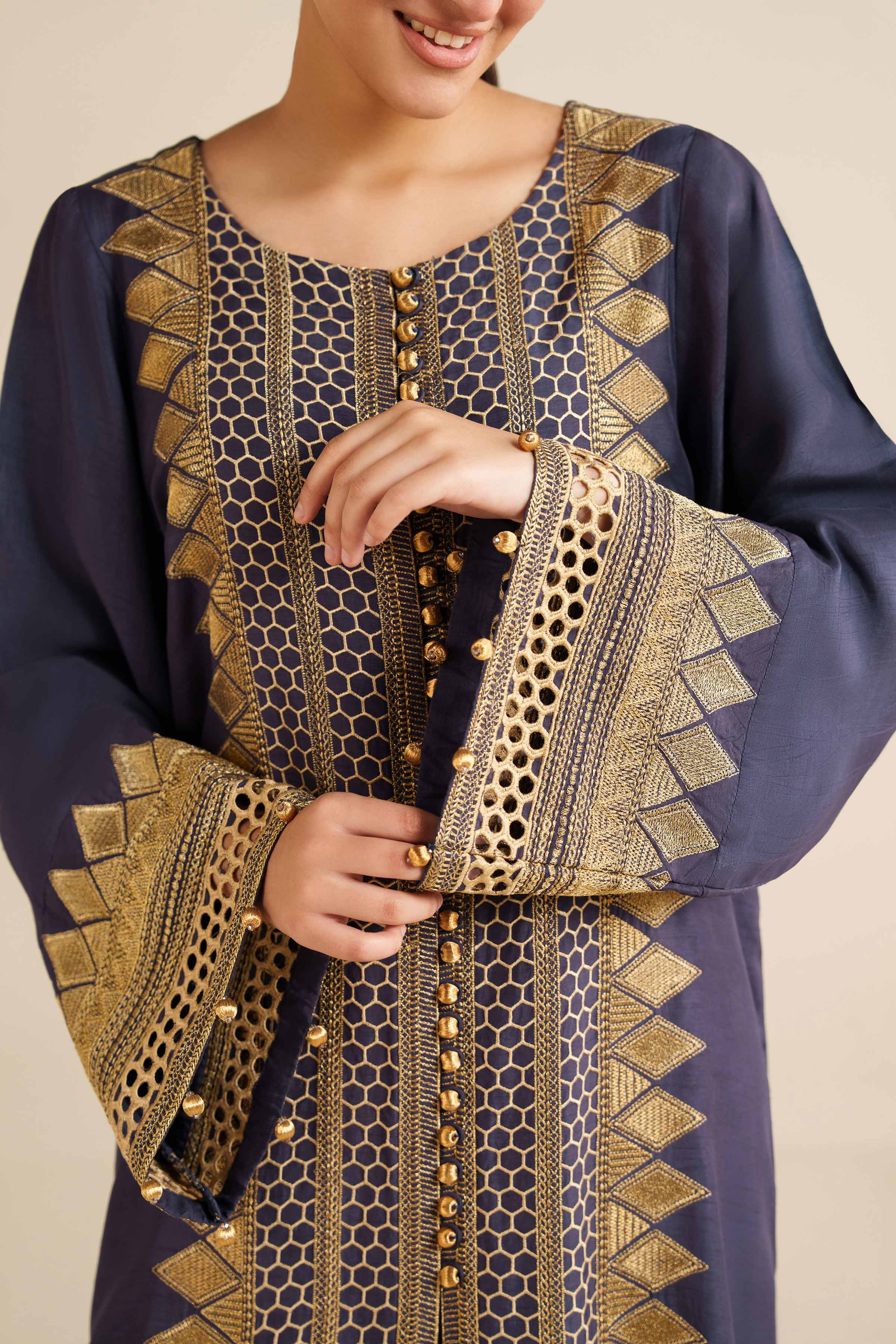 Nishat Linen UAE - Embroidered Shirt - FW25-59