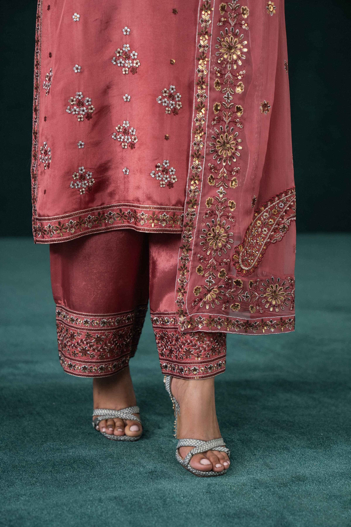 3 Piece - Embroidered Suit - KBS26-77