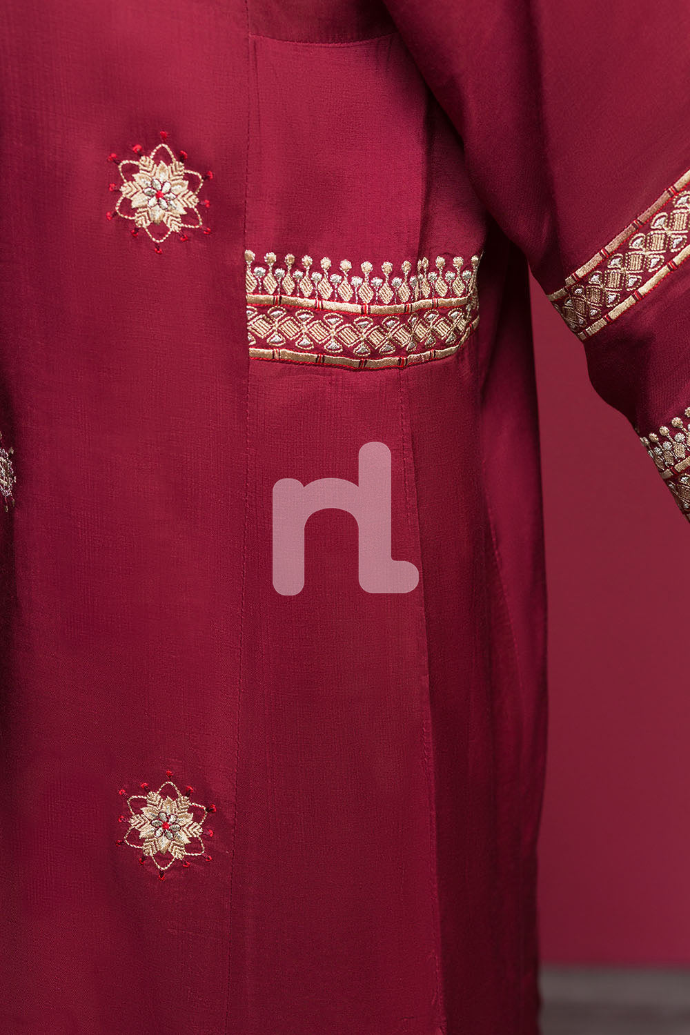 Nishat Linen UAE - KF-484 Maroon Embroidered Formal Katan Silk Shirt with Printed Chiffon Dupatta