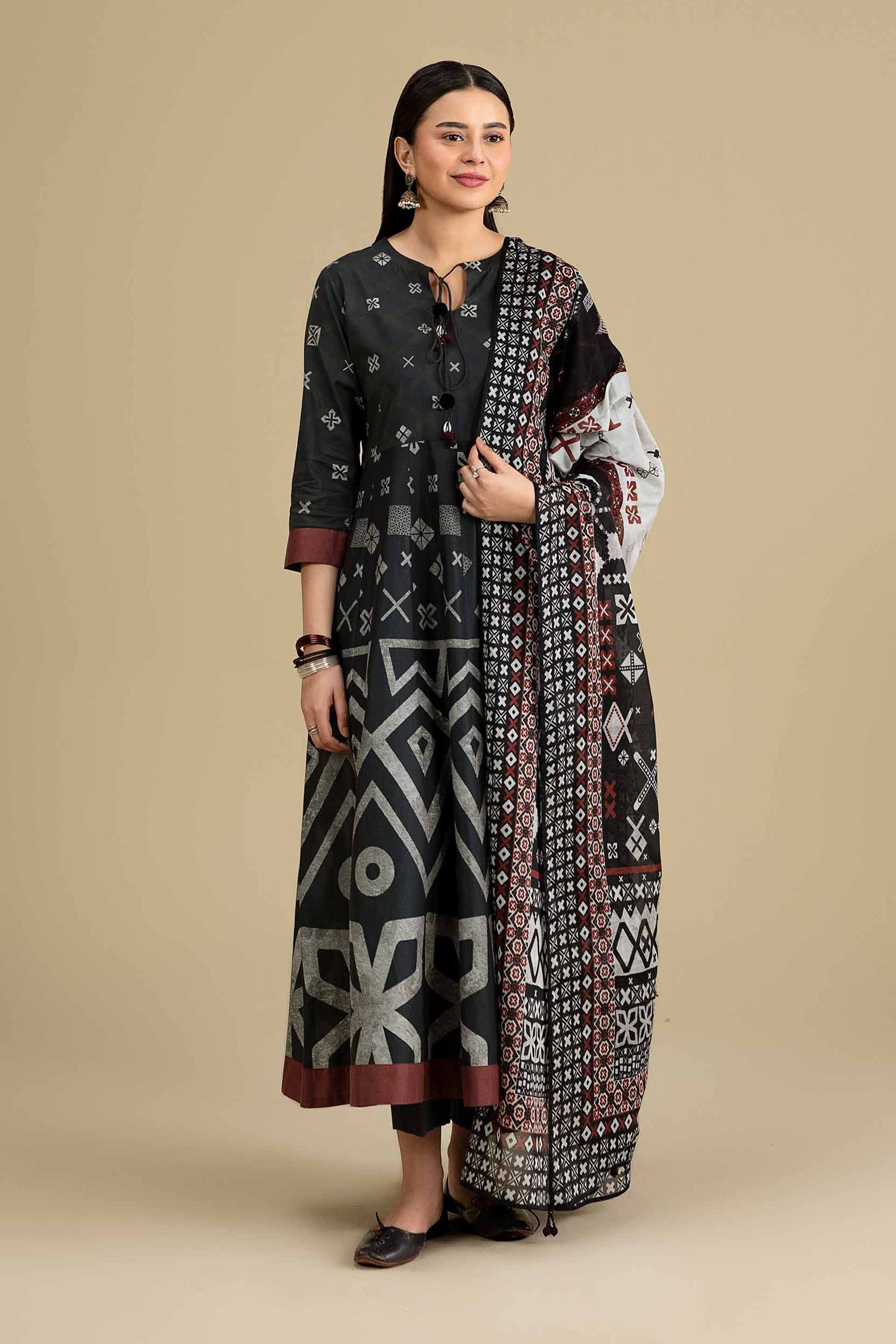 3 Piece - Printed Suit - KFE26-205 Black Cambric 3PC Printed READY TO WEAR