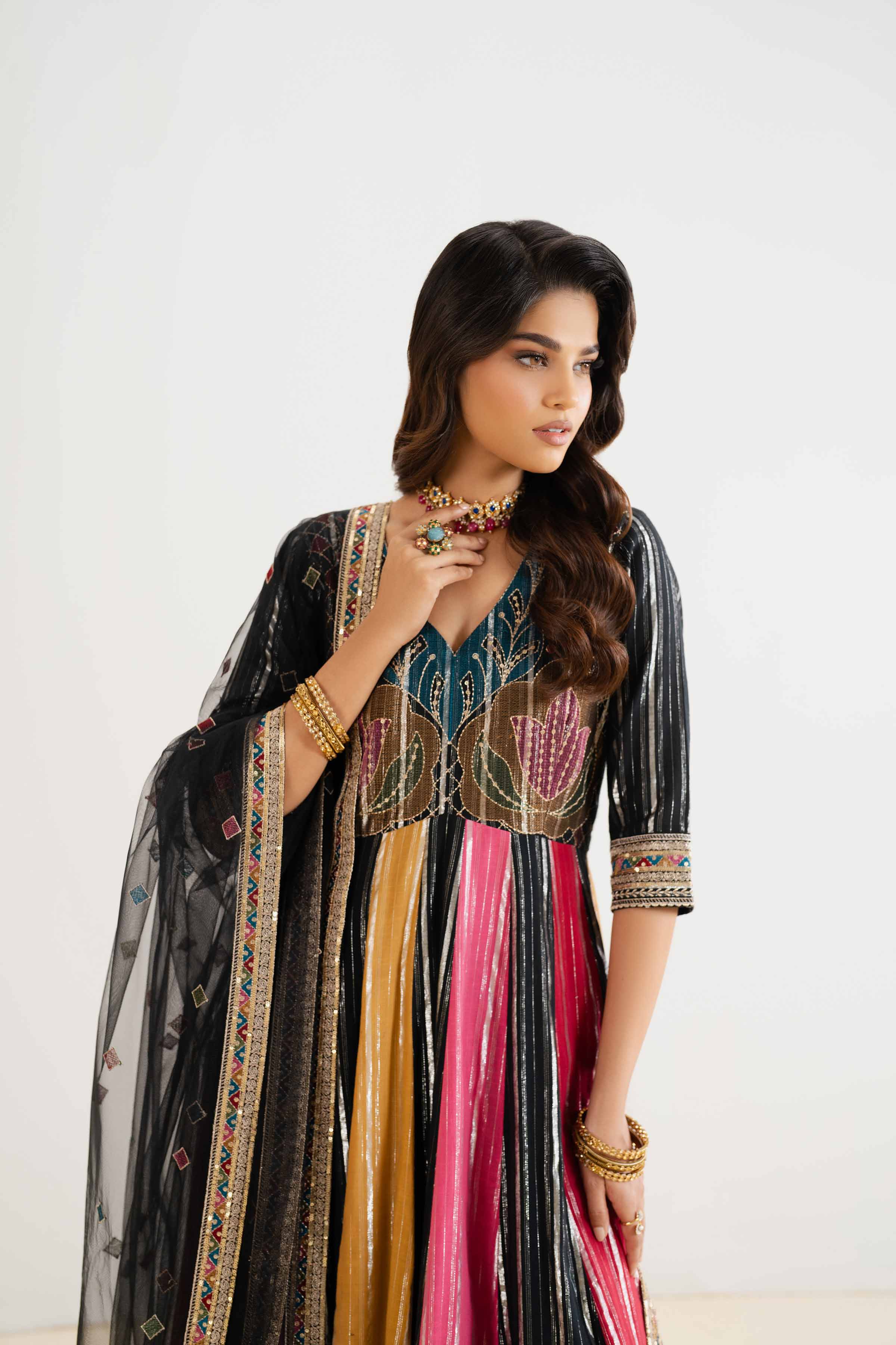 3 Piece - Embroidered Suit - KFW24-158