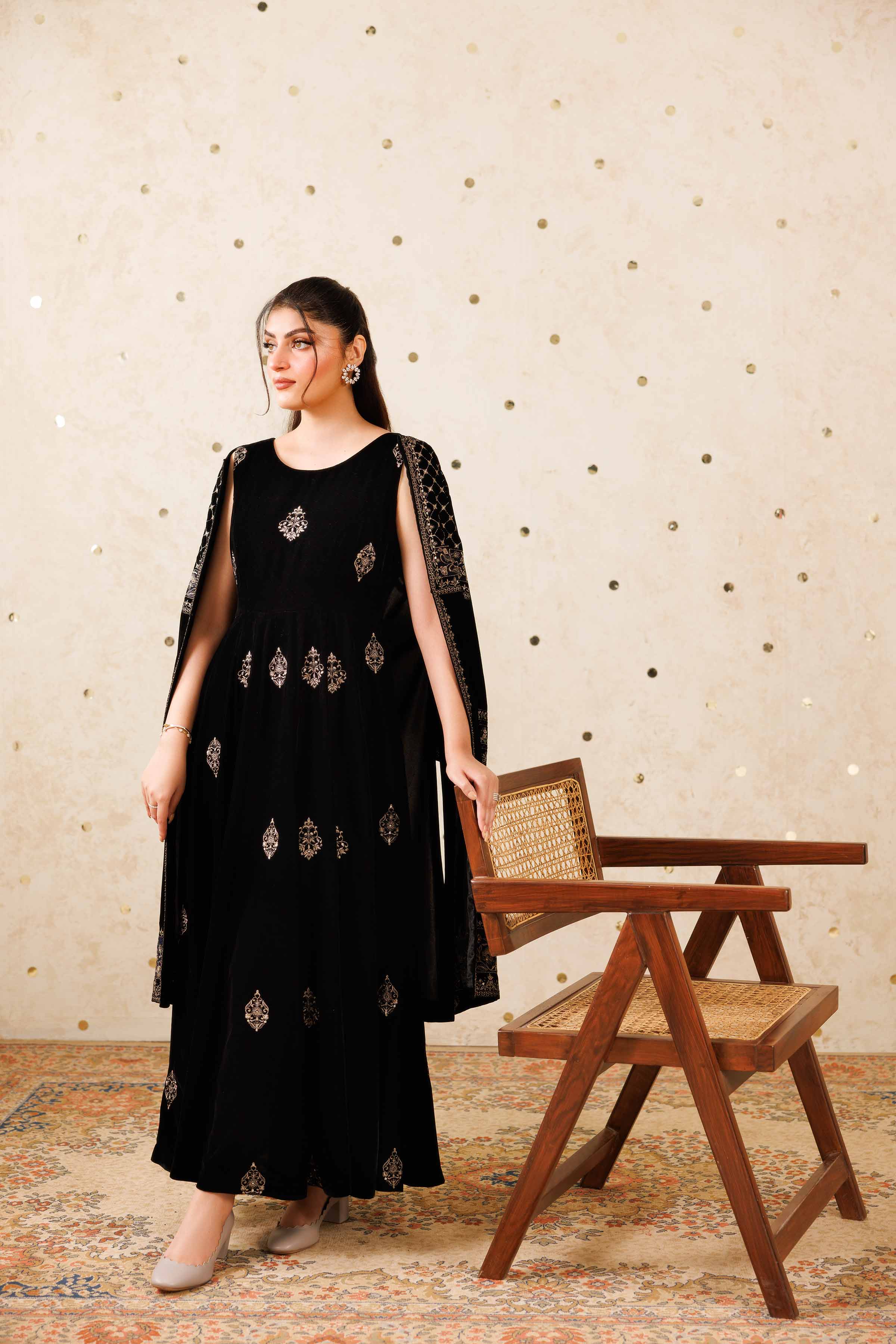 NISHATUAE - Black Embroidered Velvet 2-piece Ready to wear Dress