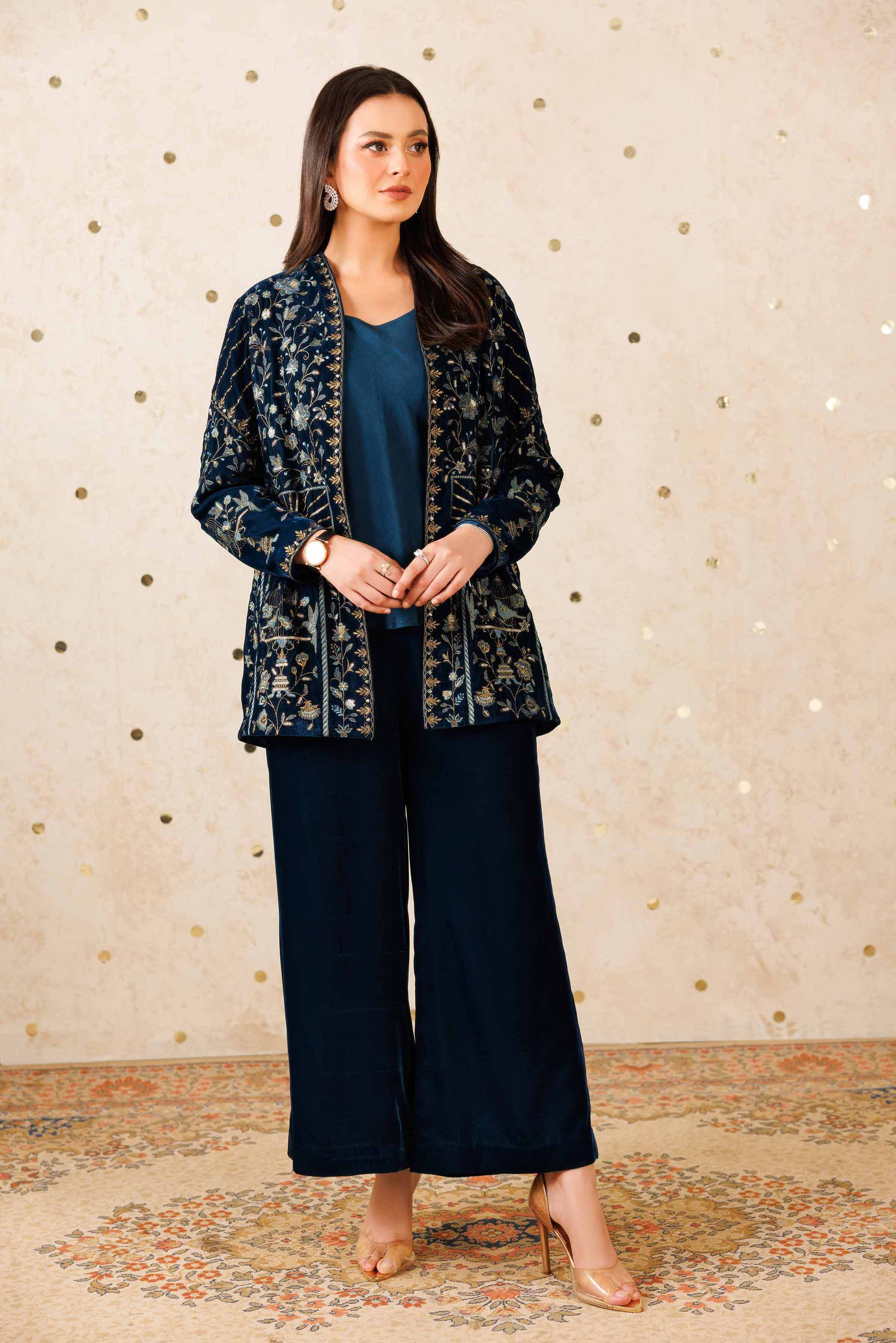 NISHATUAE - Blue Embroidered Velvet 3-piece Ready to wear Suit