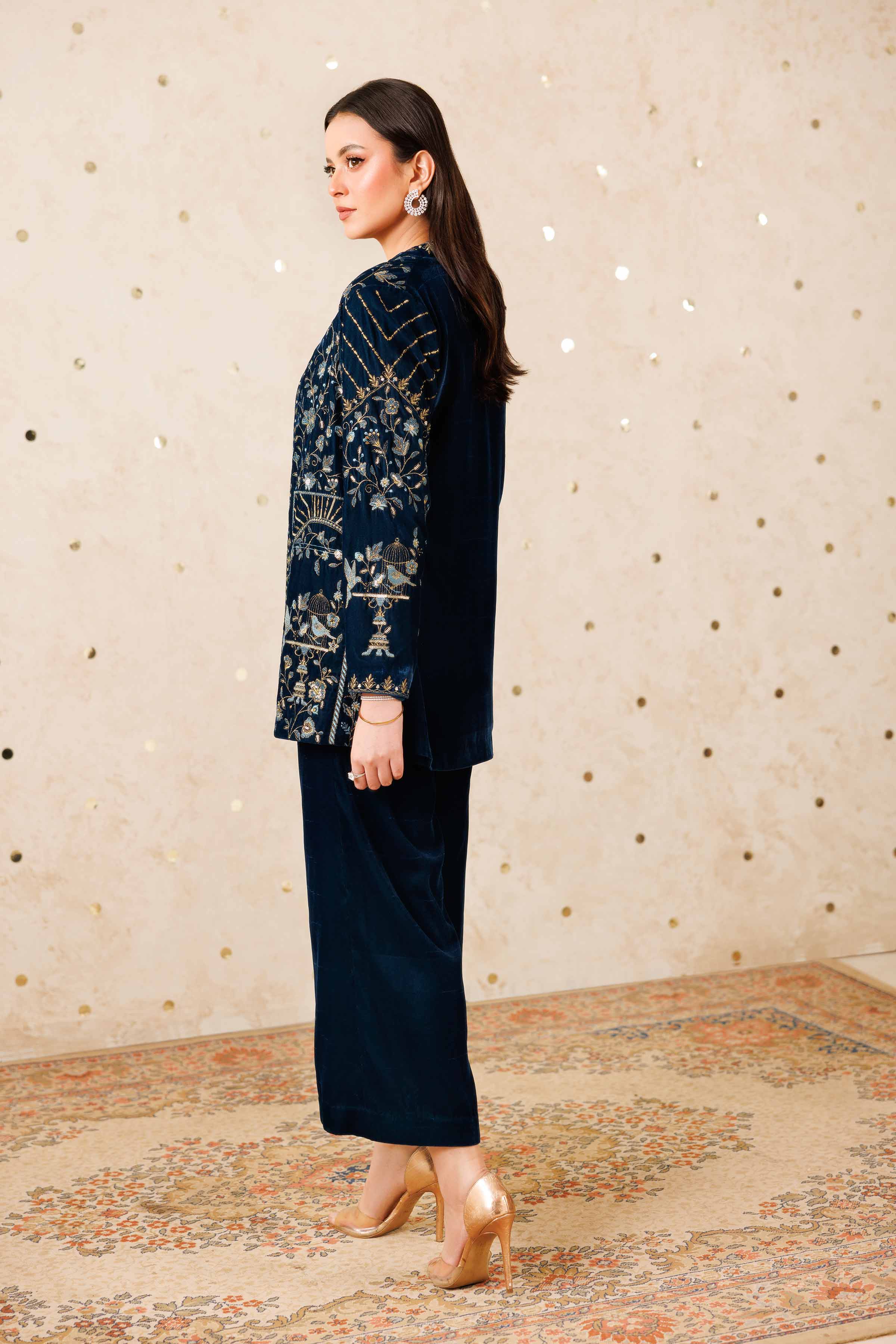 NISHATUAE - Blue Embroidered Velvet 3-piece Ready to wear Suit