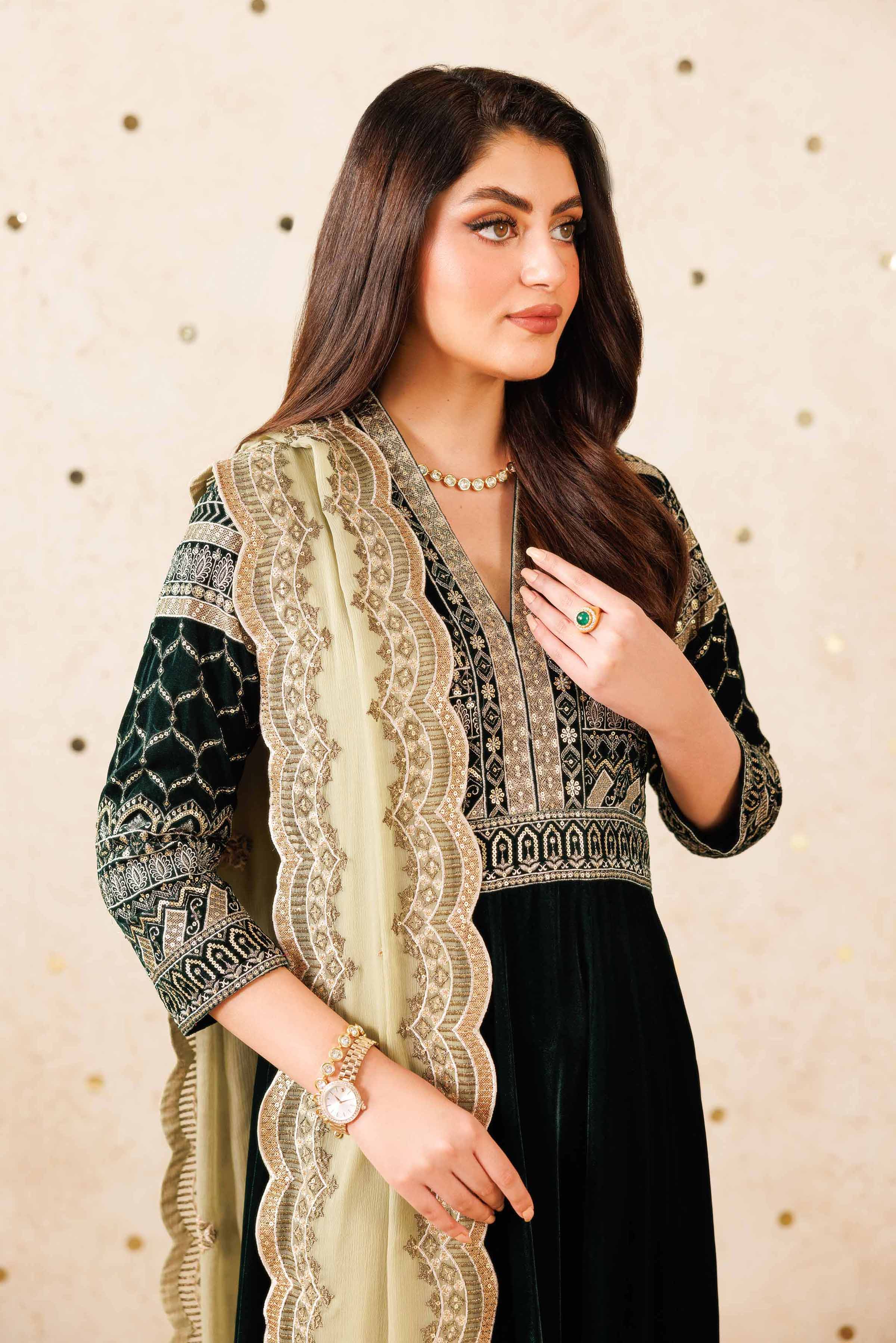 NISHATUAE - Green Embroidered Velvet 3-piece Ready to wear Suit