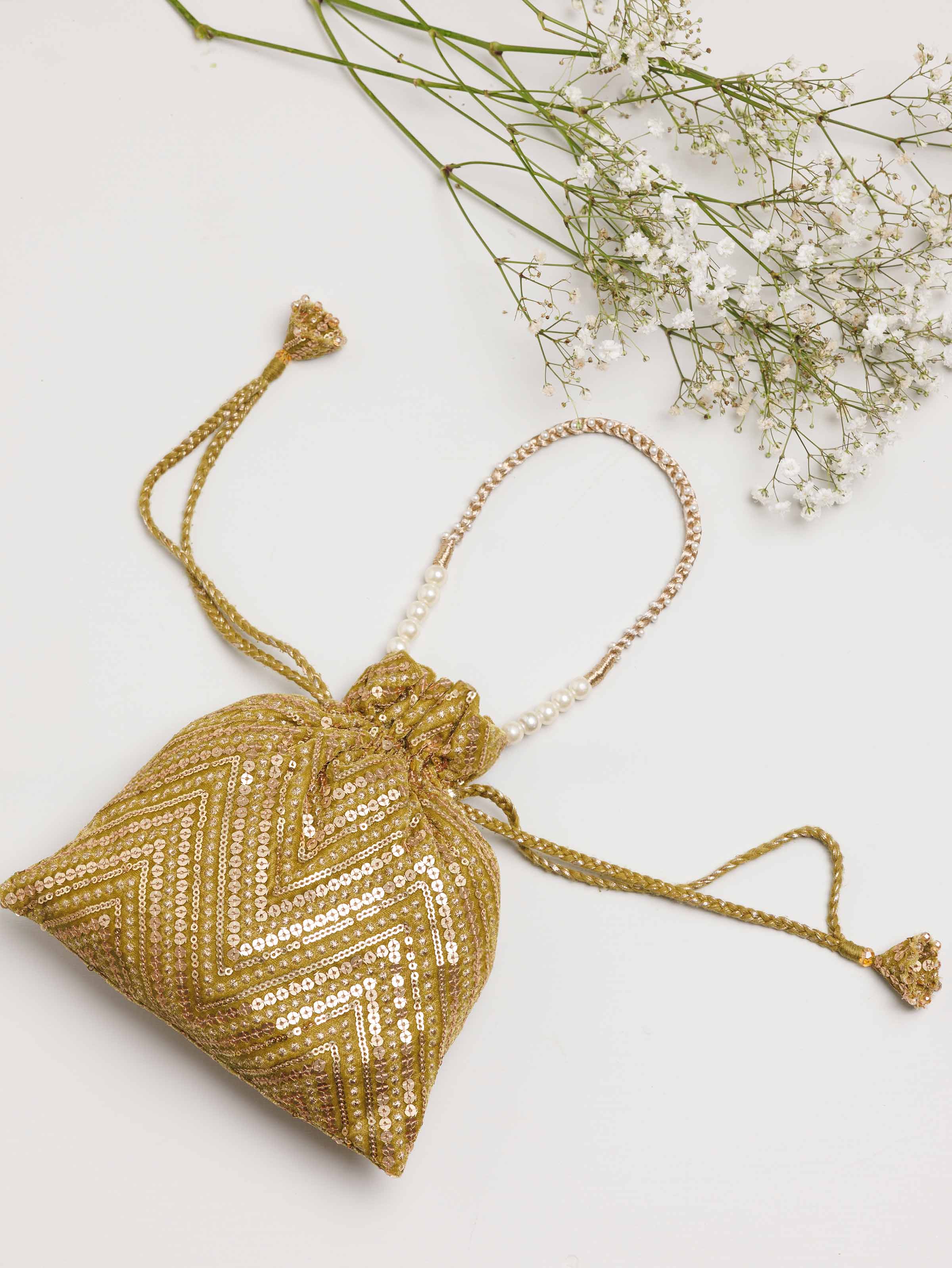 NISHATUAE - Olive Embroidered Velvet Pouch
