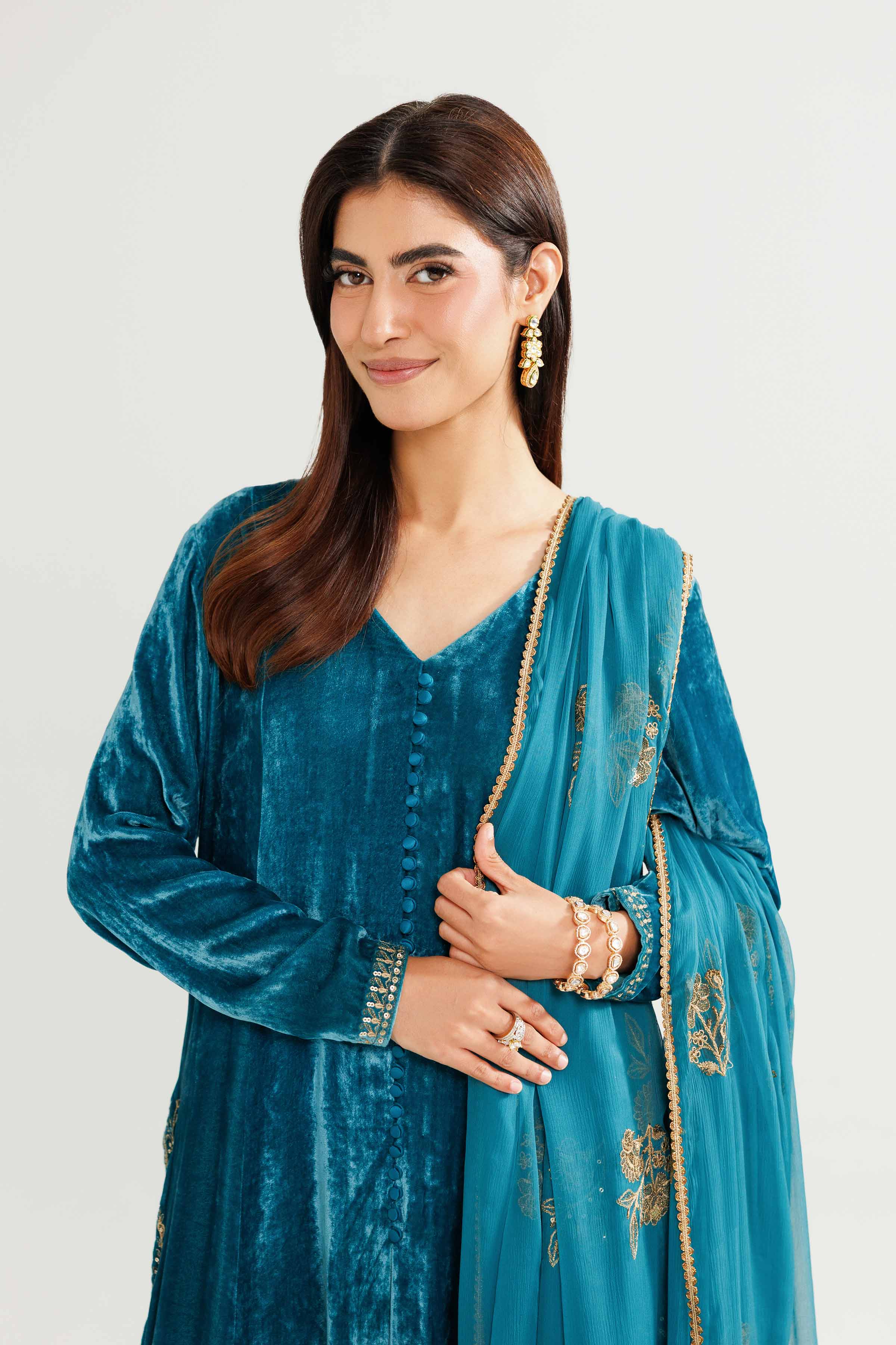 NISHATUAE - Blue Embroidered Velvet 3-piece Ready to wear Suit