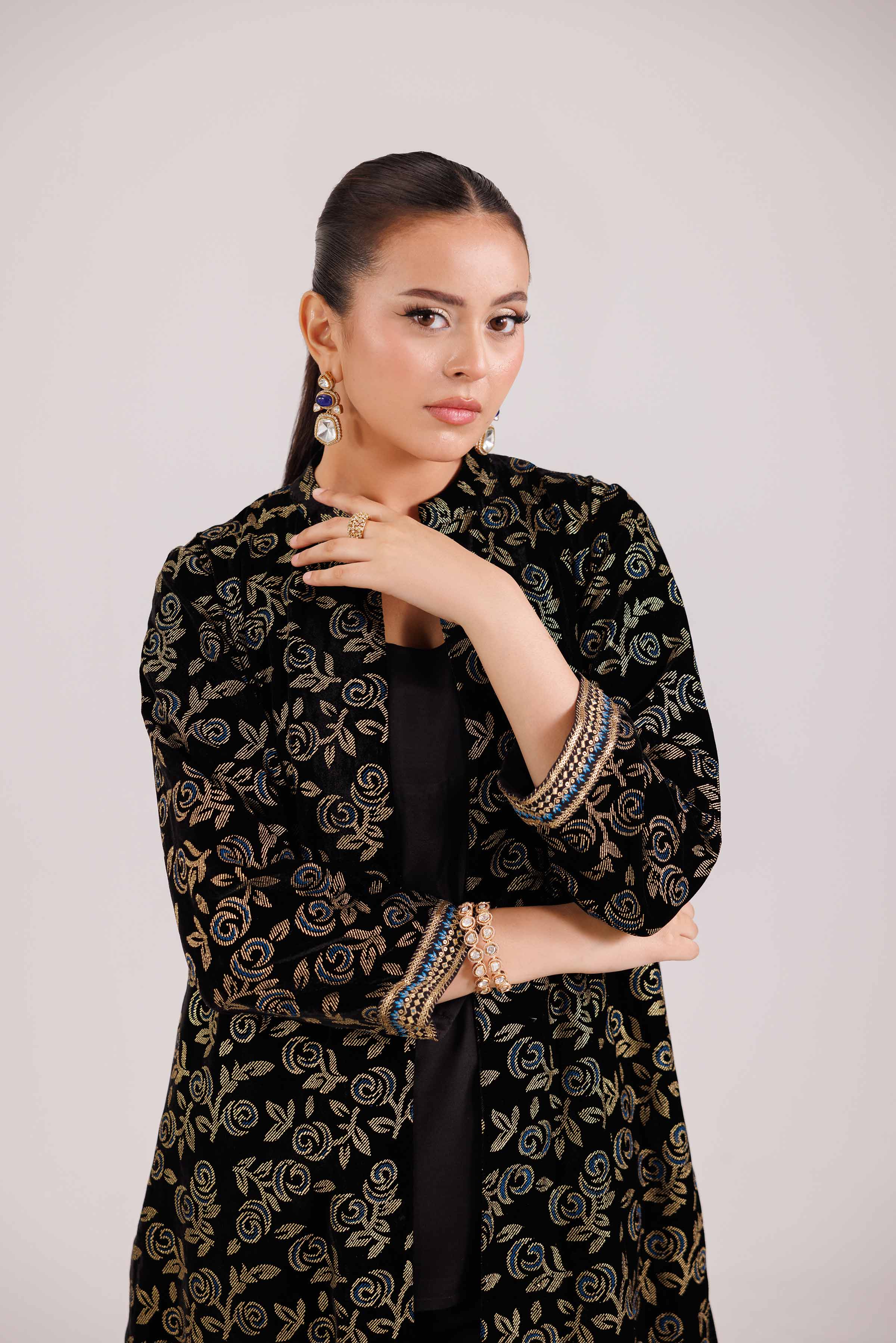 NishatUAE - Black Embroidered Velvet 2-piece Ready to wear Dress