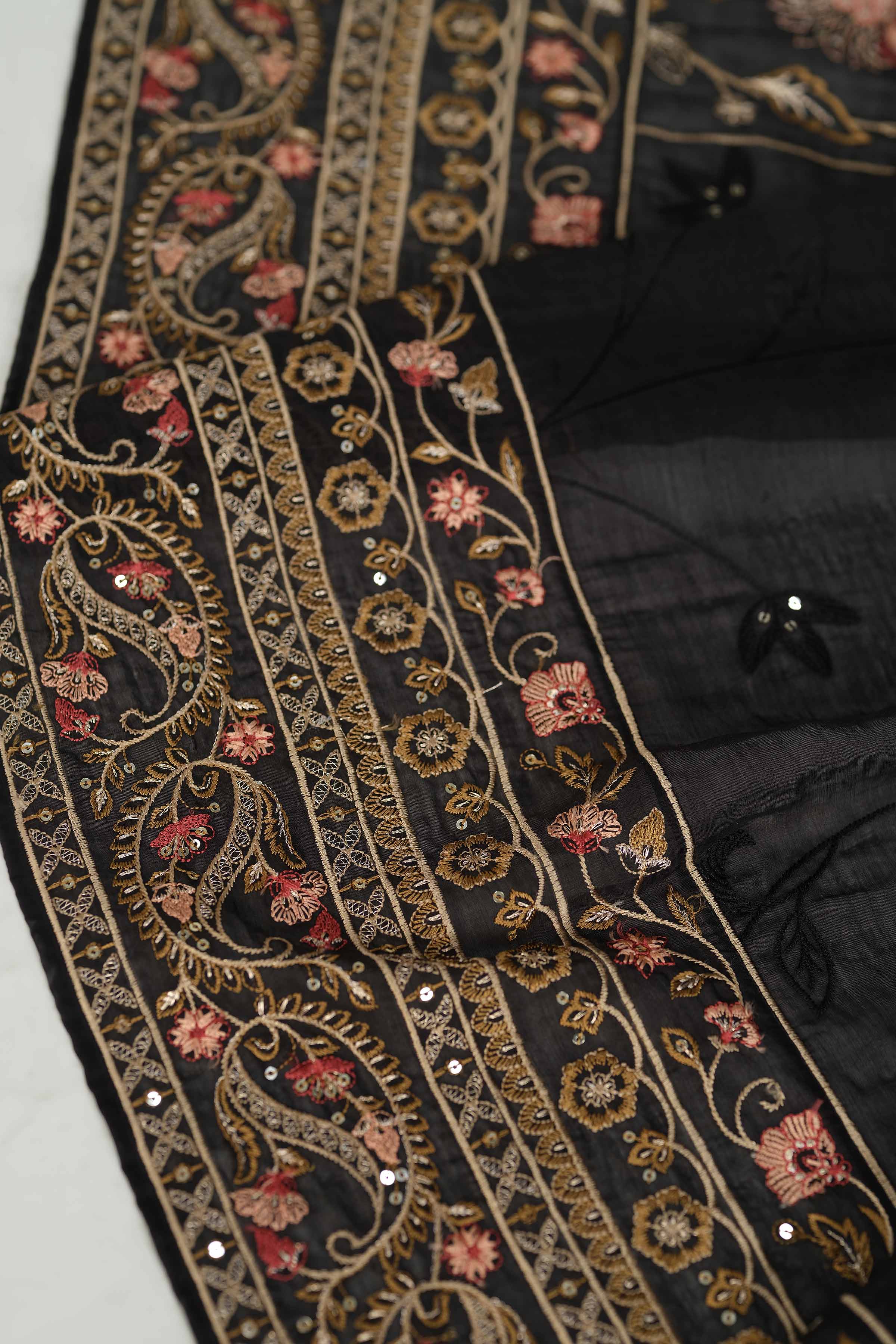 NISHATUAE - Black Embroidered Cotton dupatta