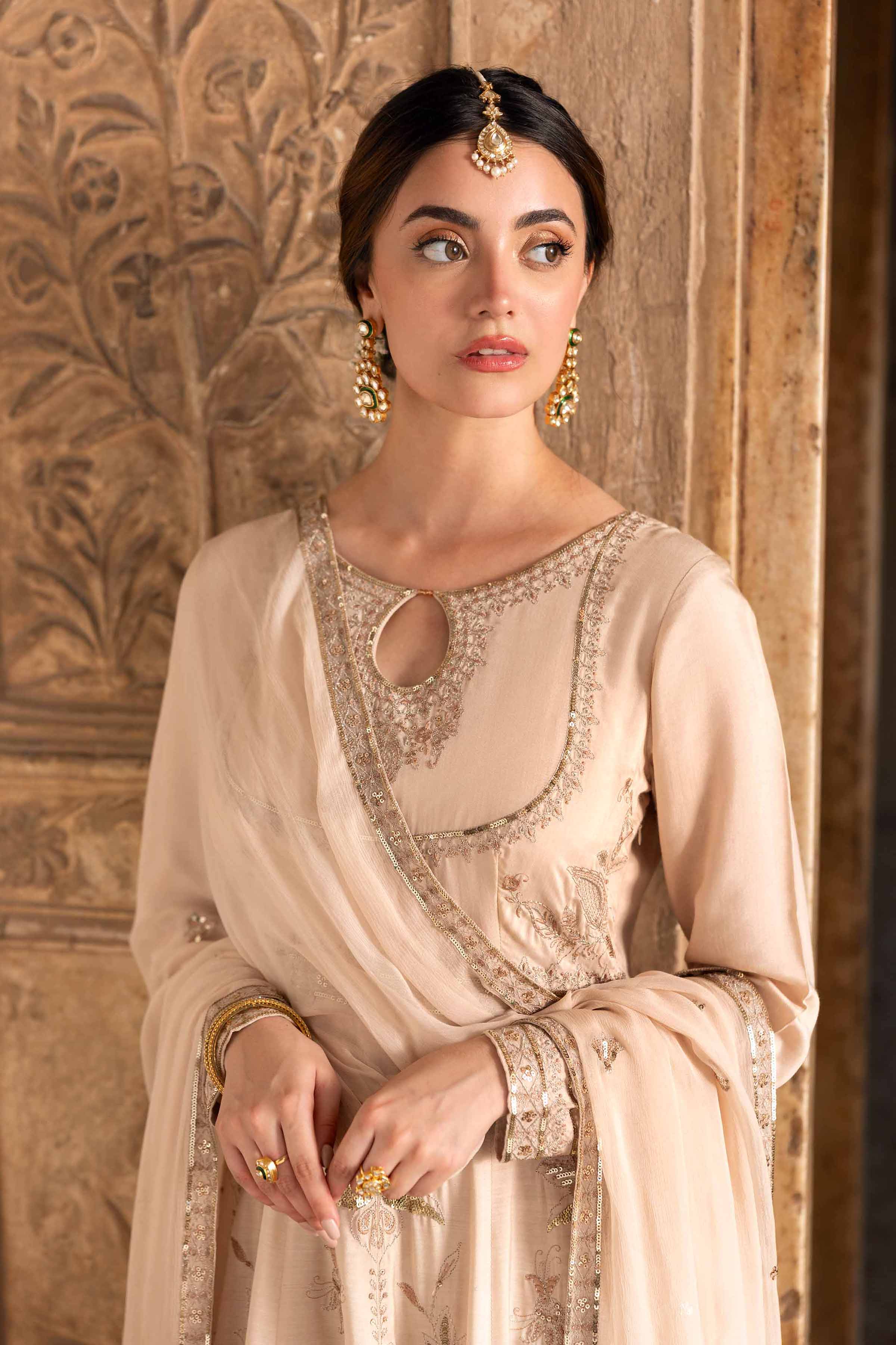 NISHATUAE - Off White Embroidered Viscose 2-piece Ready to wear Dress