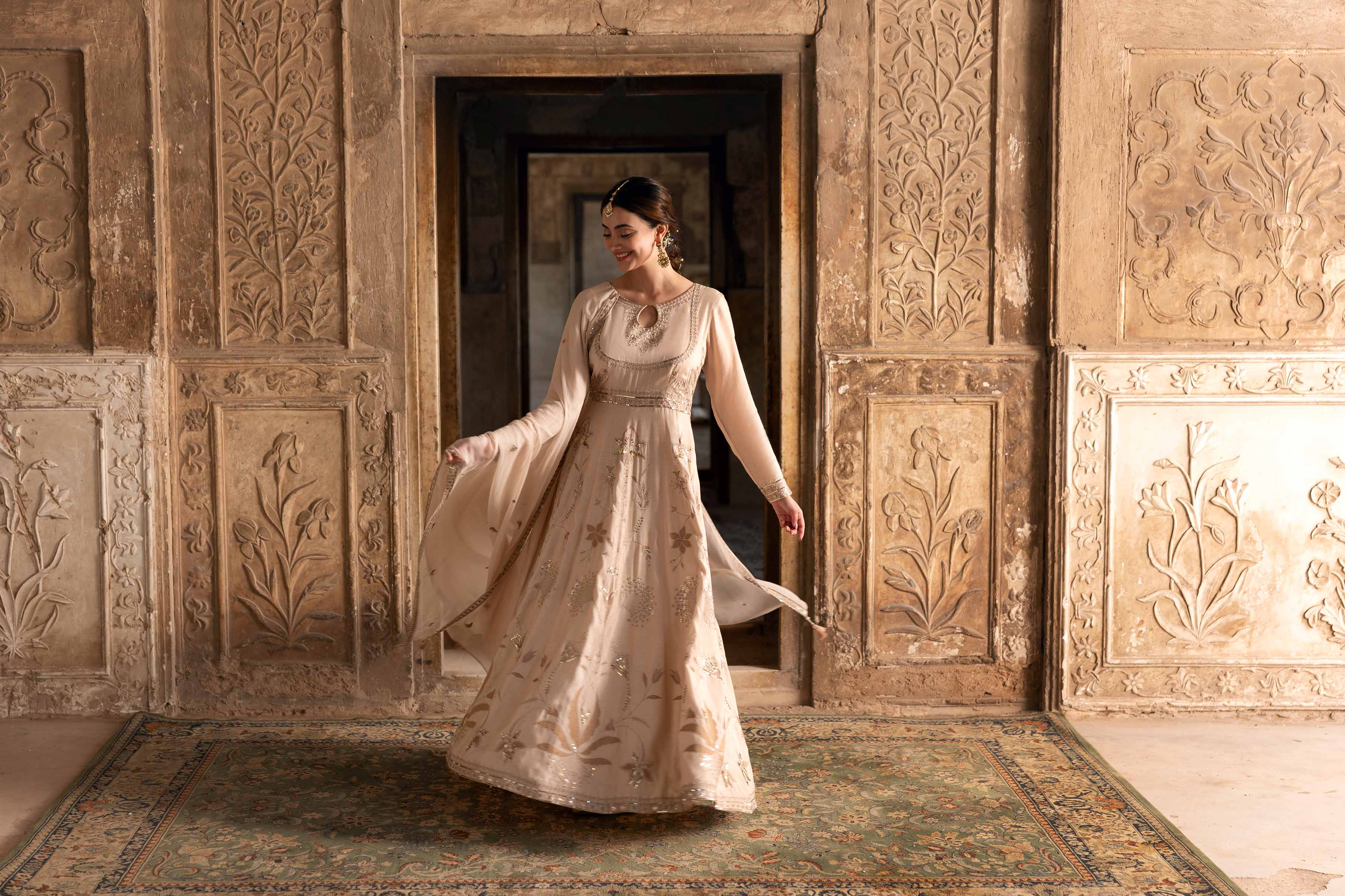 NISHATUAE - Off White Embroidered Viscose 2-piece Ready to wear Dress