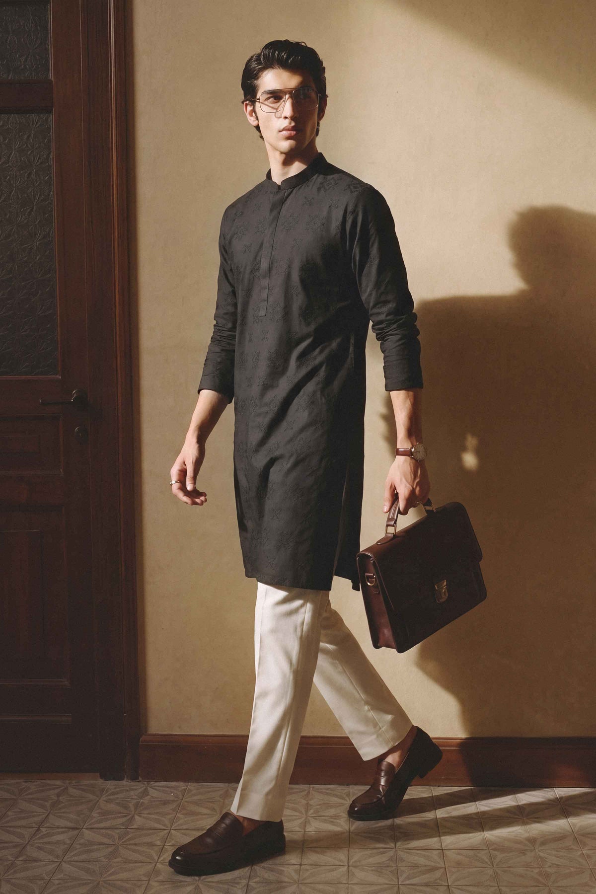 Black Embroidered Kurta in Cotton ready-to-wear