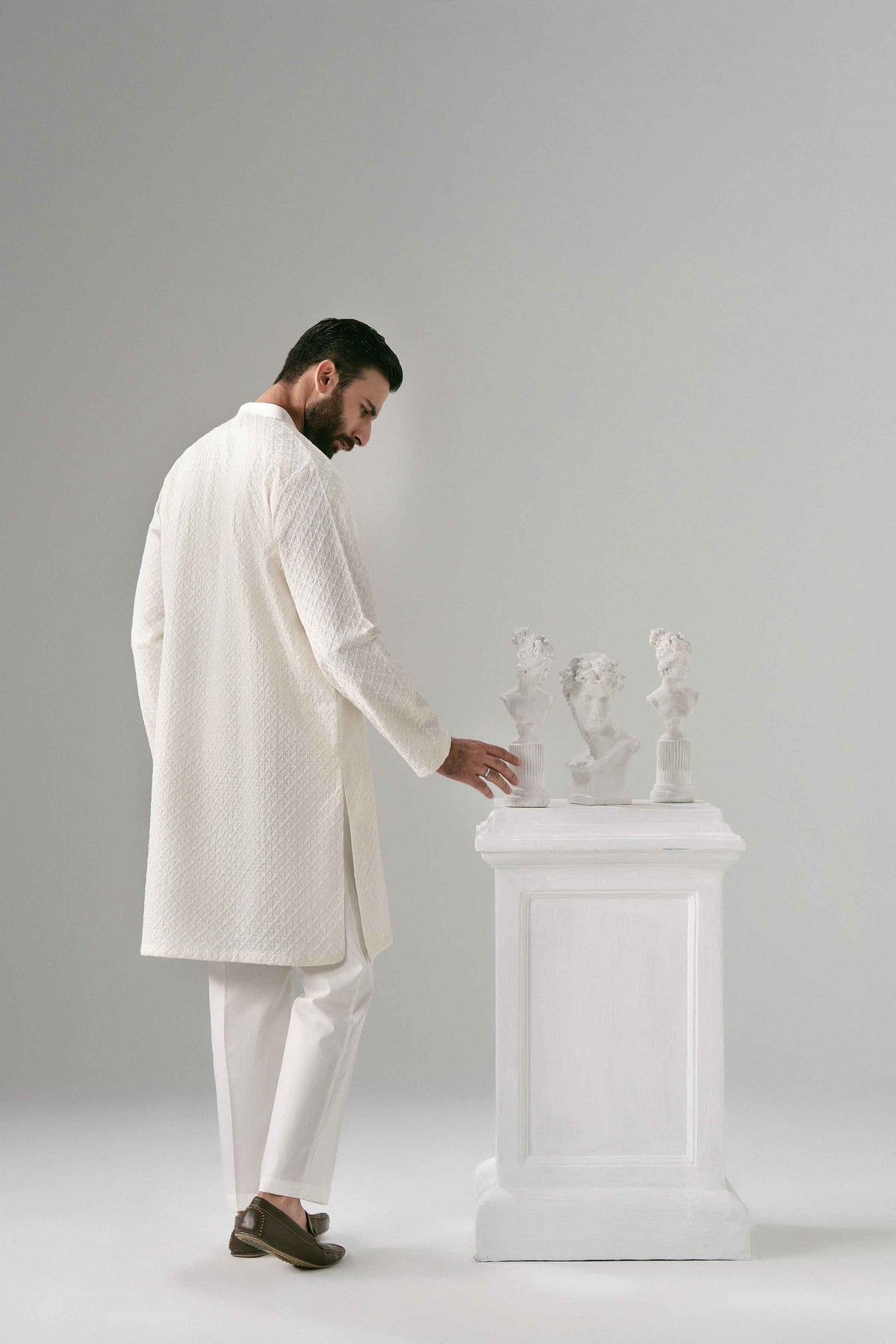 White 2-Piece Embroidered Suit in Cotton ready-to-wear