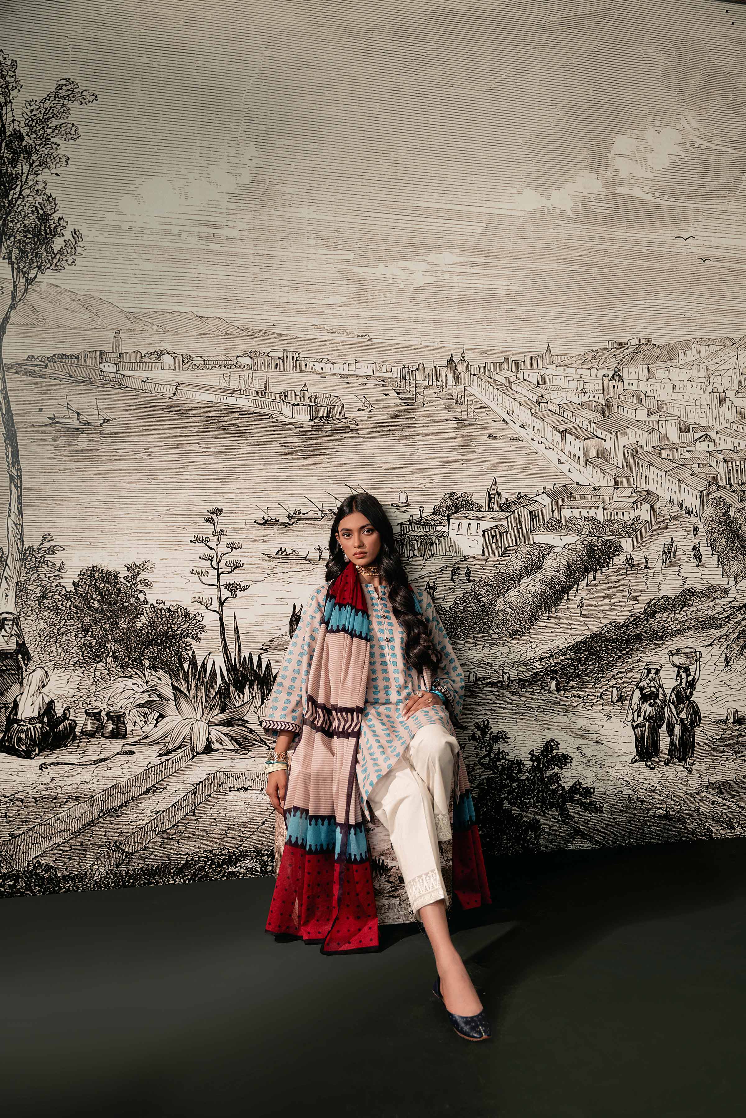 2 Piece - Printed Suit - PE23-226