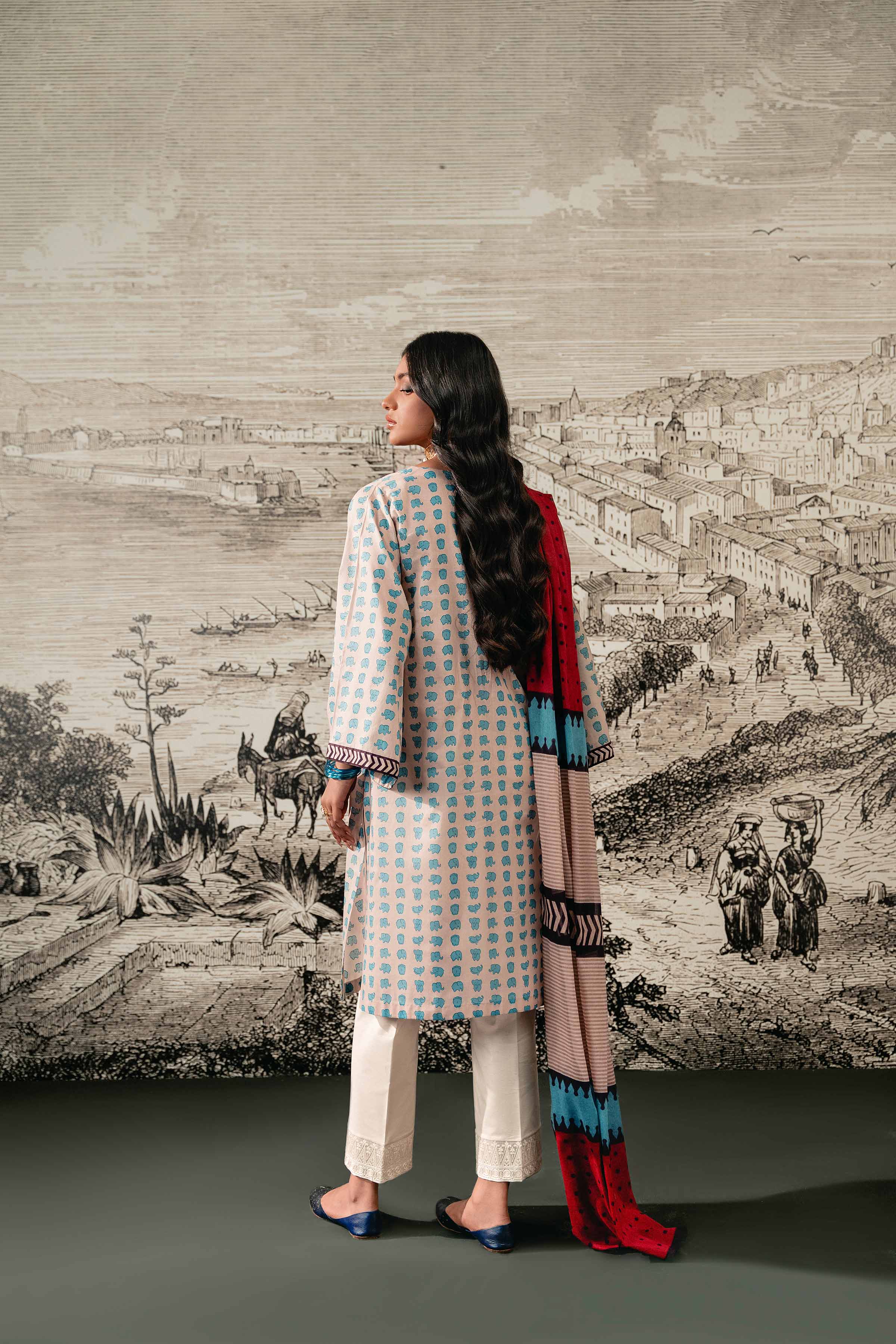 2 Piece - Printed Suit - PE23-226