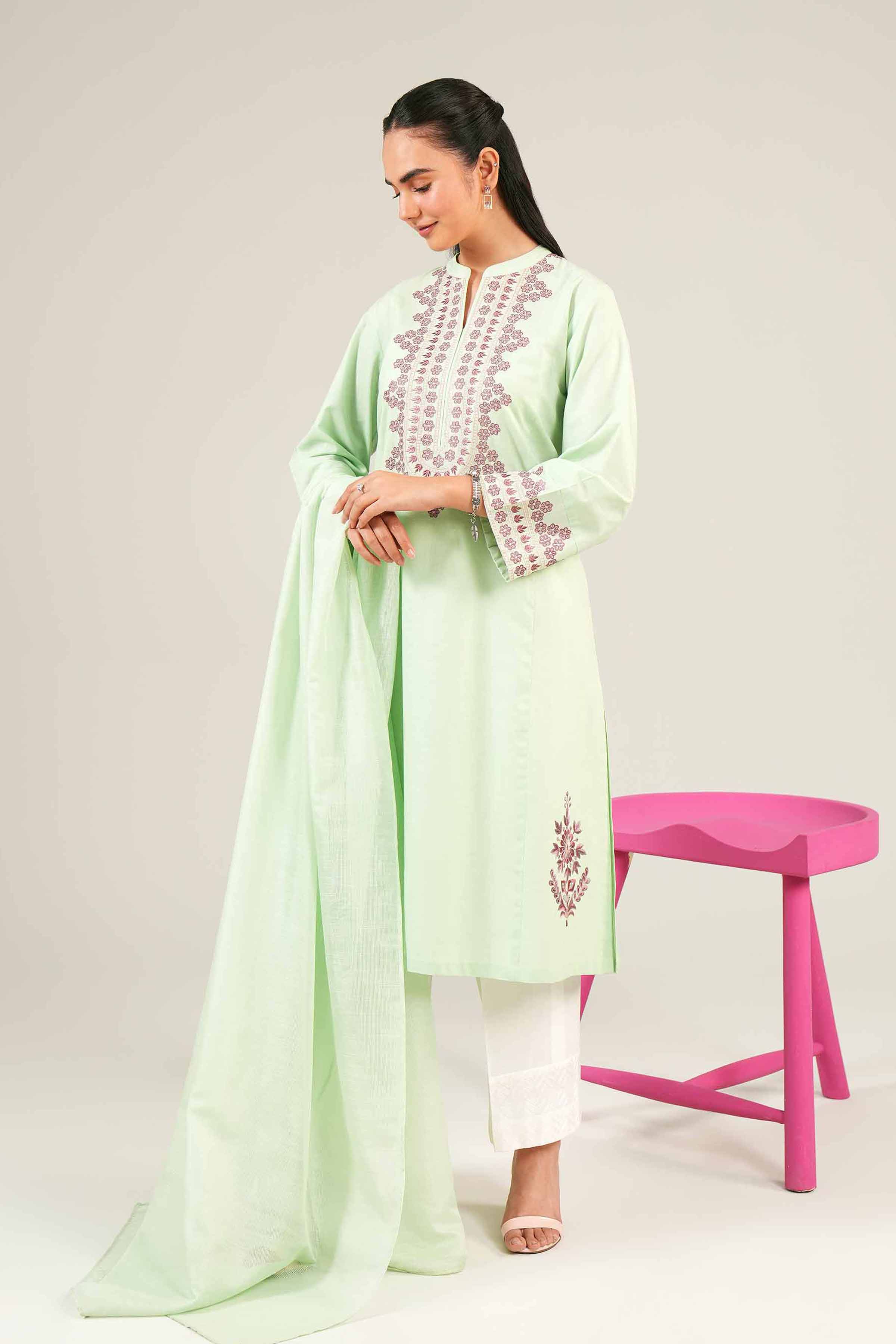 2 Piece - Embroidered Suit - PE24-84