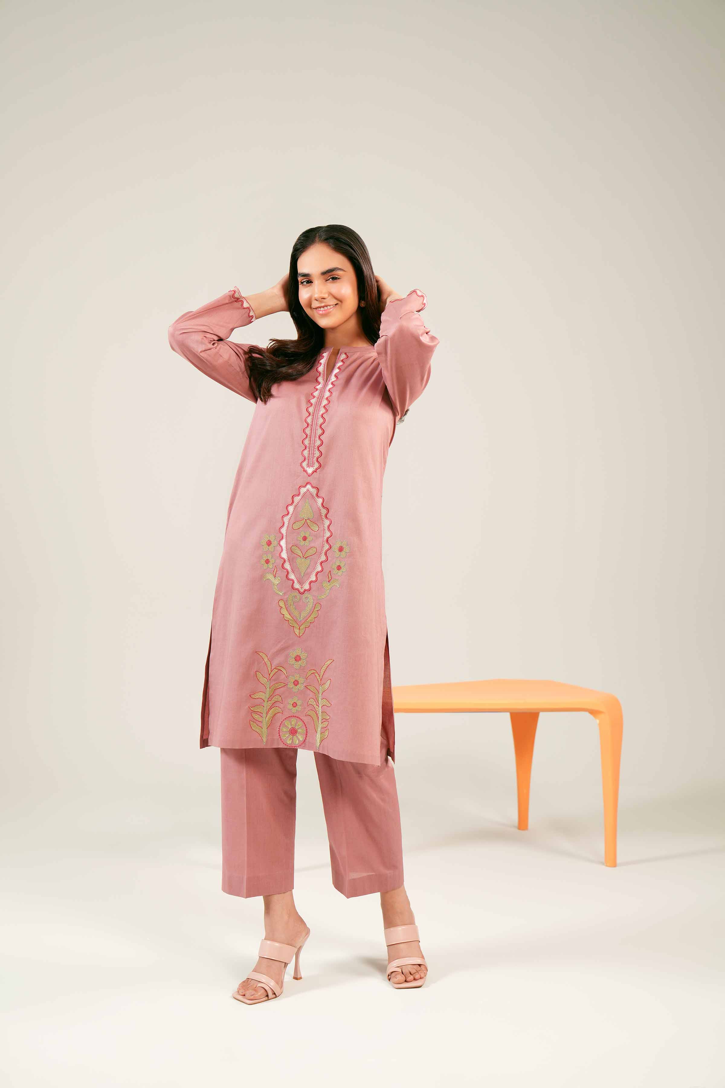 2 Piece - Embroidered Suit - PE24-86