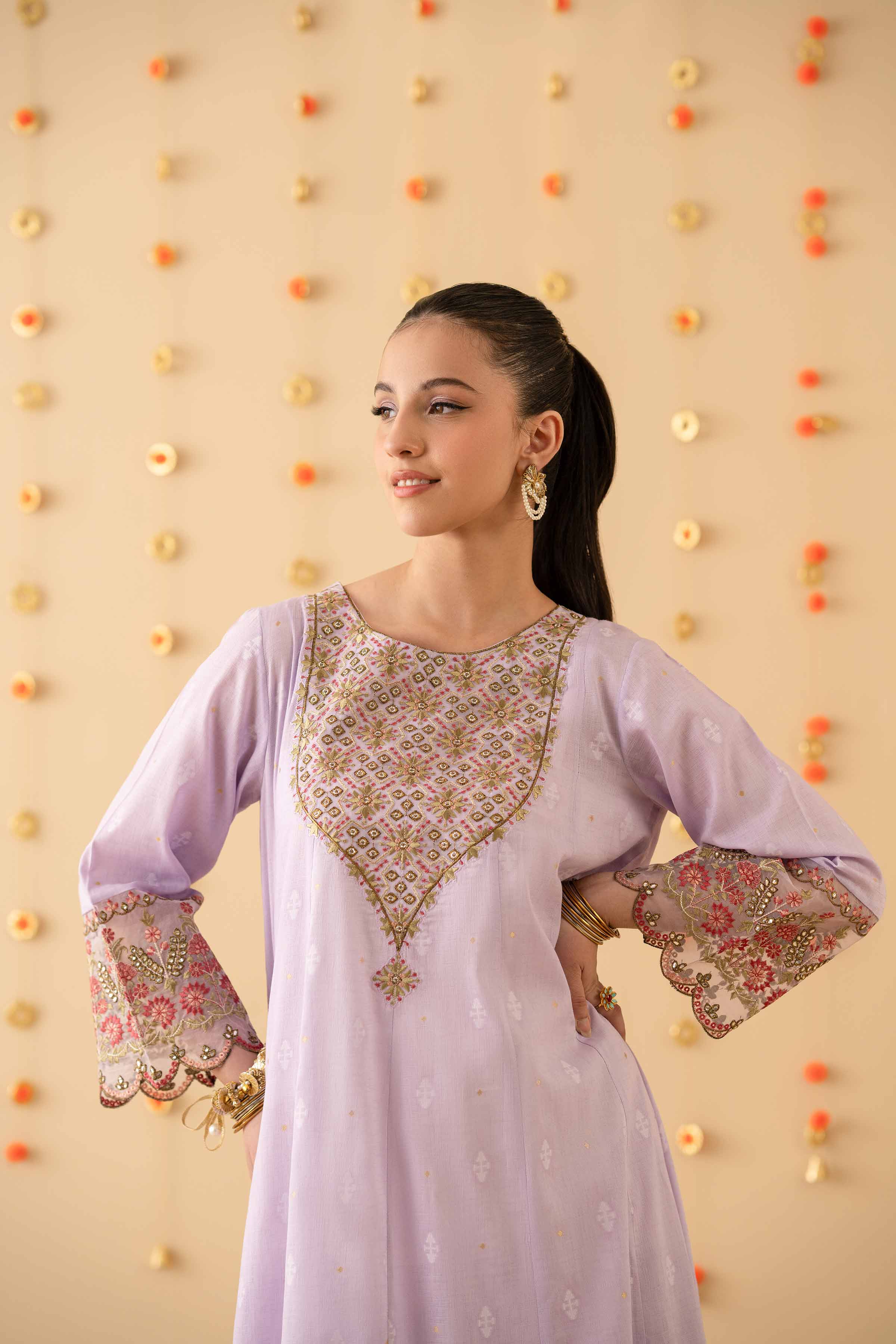 2 Piece - Embroidered Suit - PE25-142