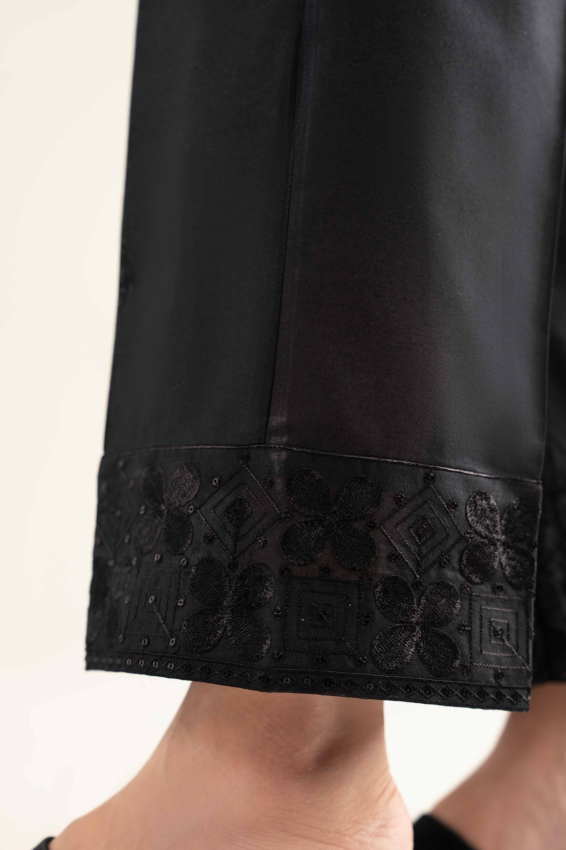 Embroidered Trousers - PE25-264