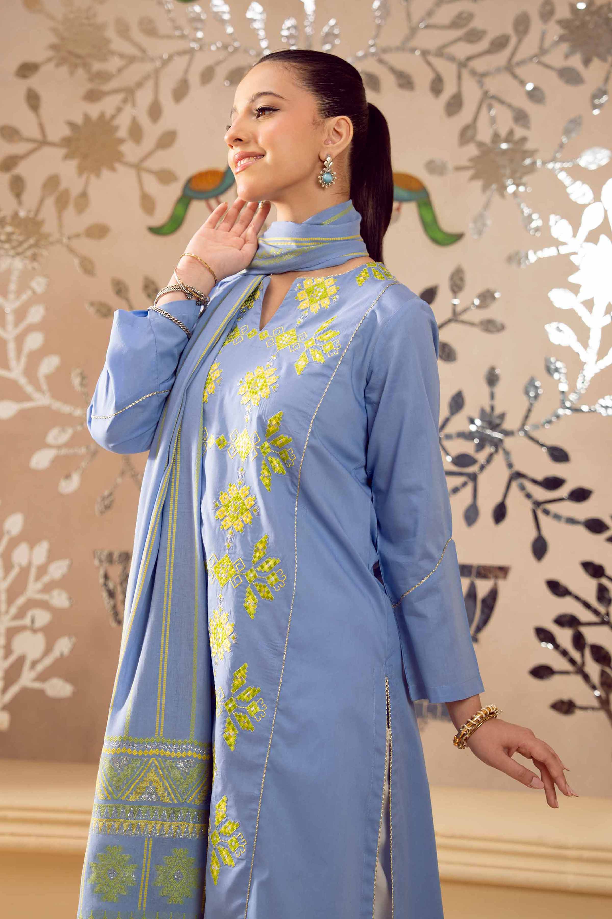 2 Piece - Embroidered Suit - PE25-292