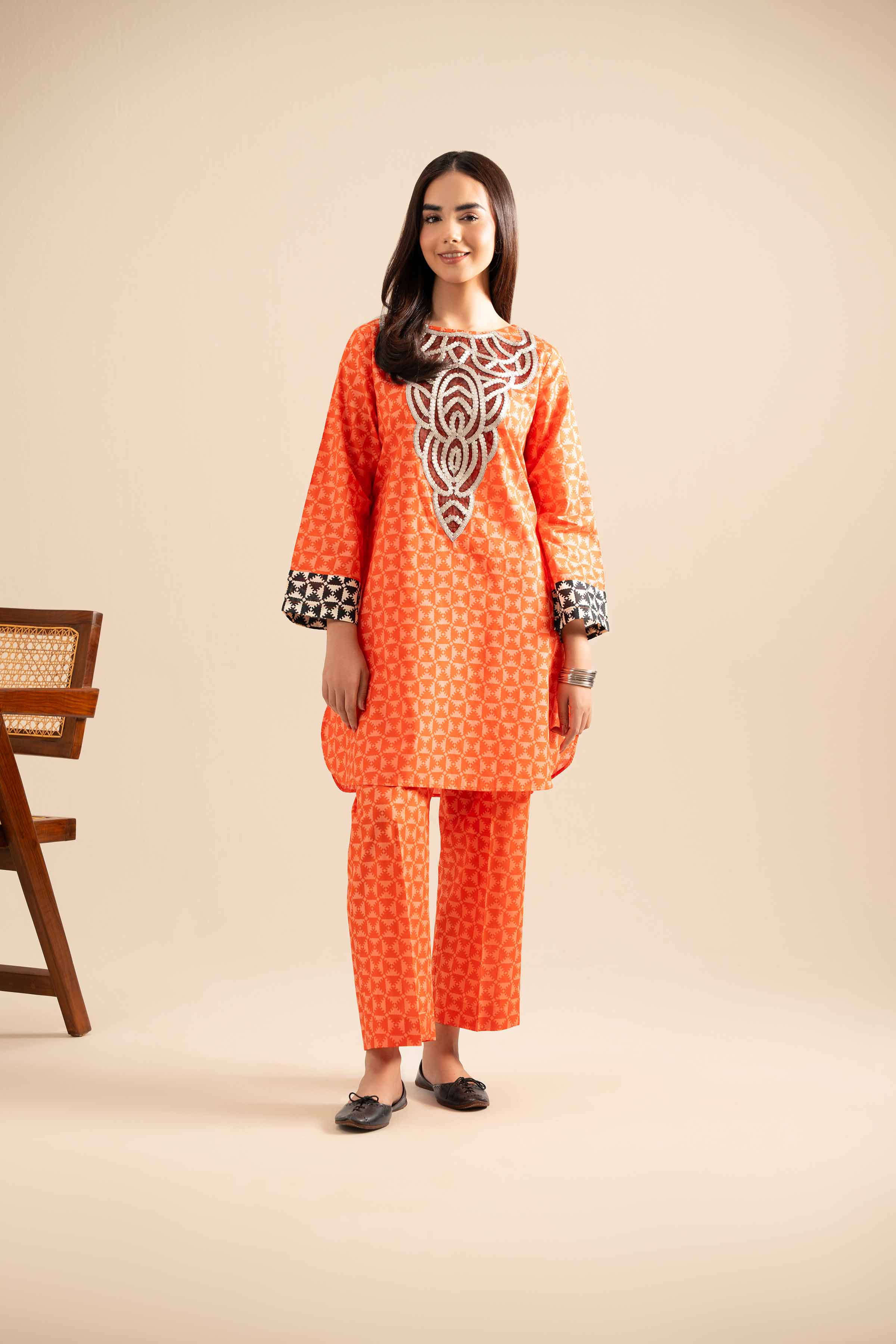 2 Piece - Printed Embroidered Suit - PE25-394