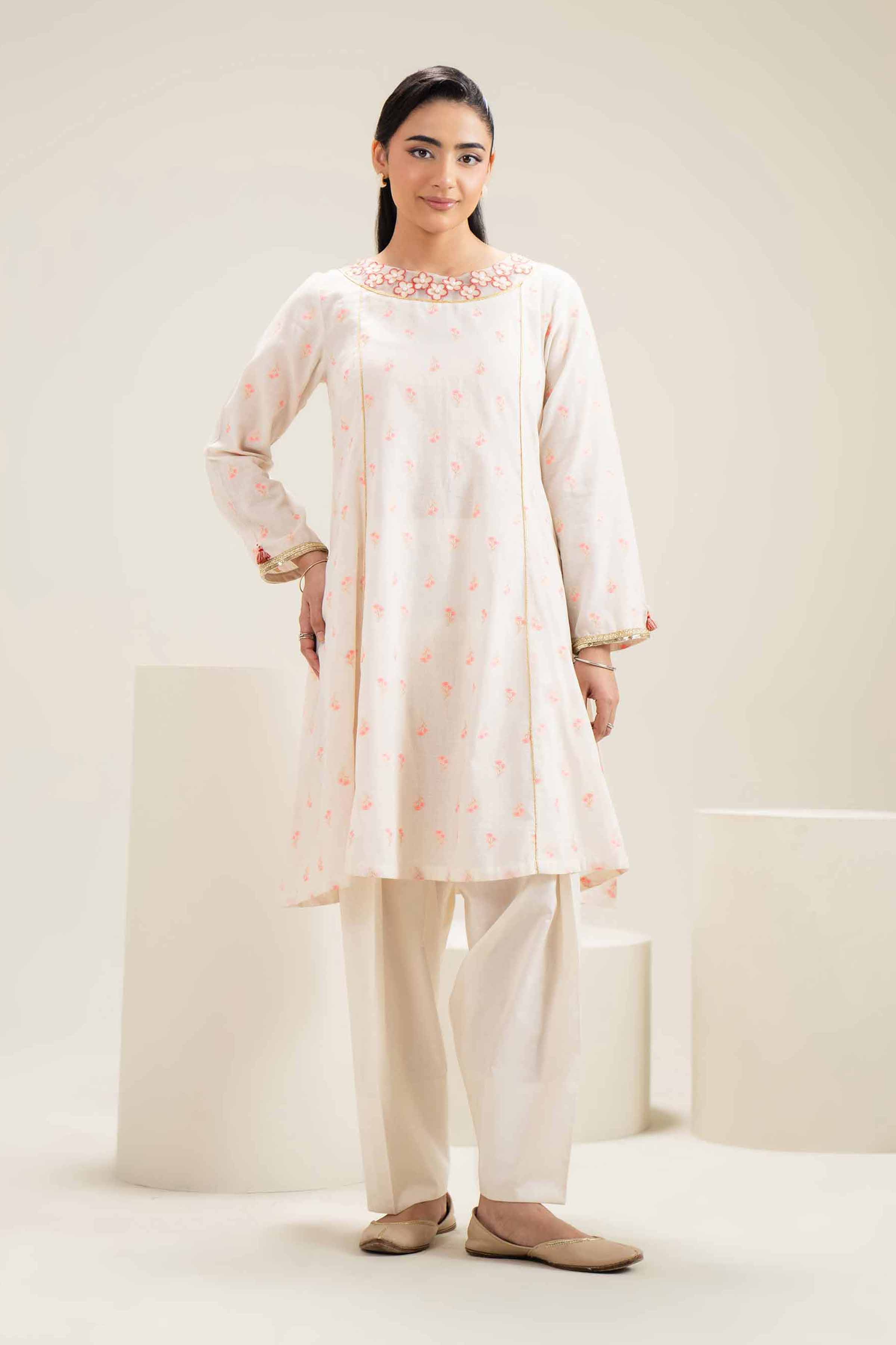 2 Piece - Embroidered Suit - PE25-44