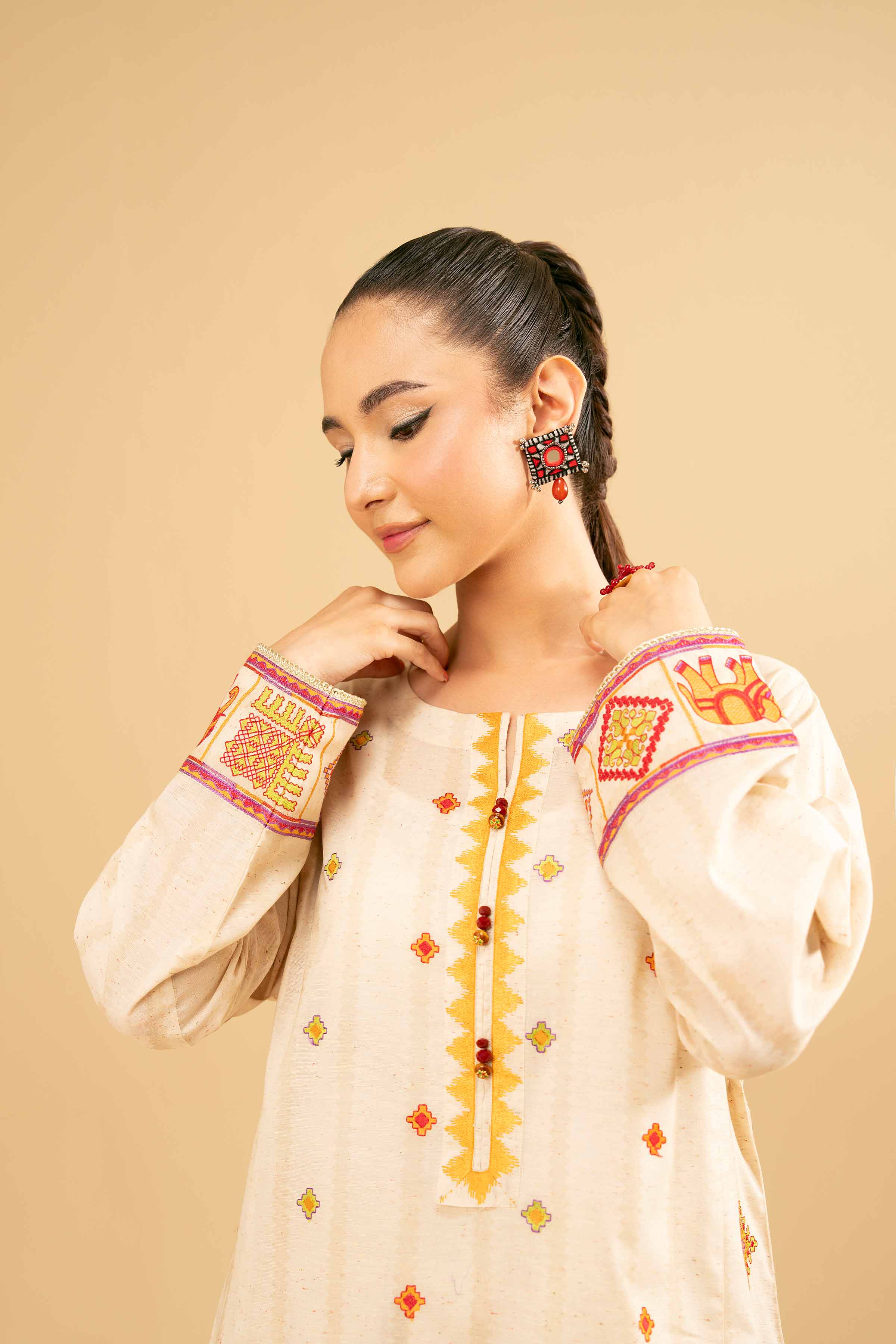 NISHATUAE - White Embroidered Yarn Dyed 2-piece Ready to wear Dress