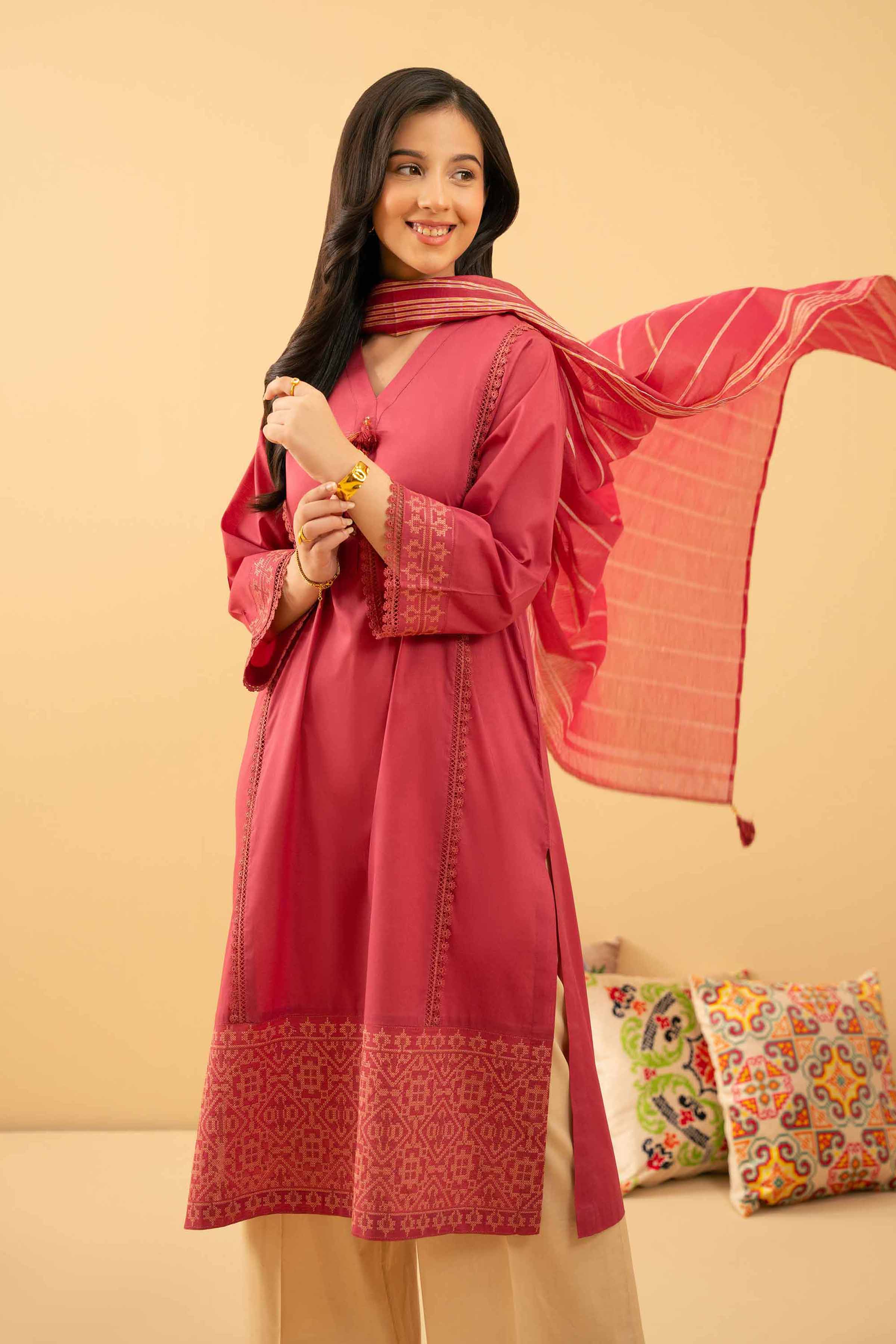 2 Piece - Embroidered Suit - PE25-474