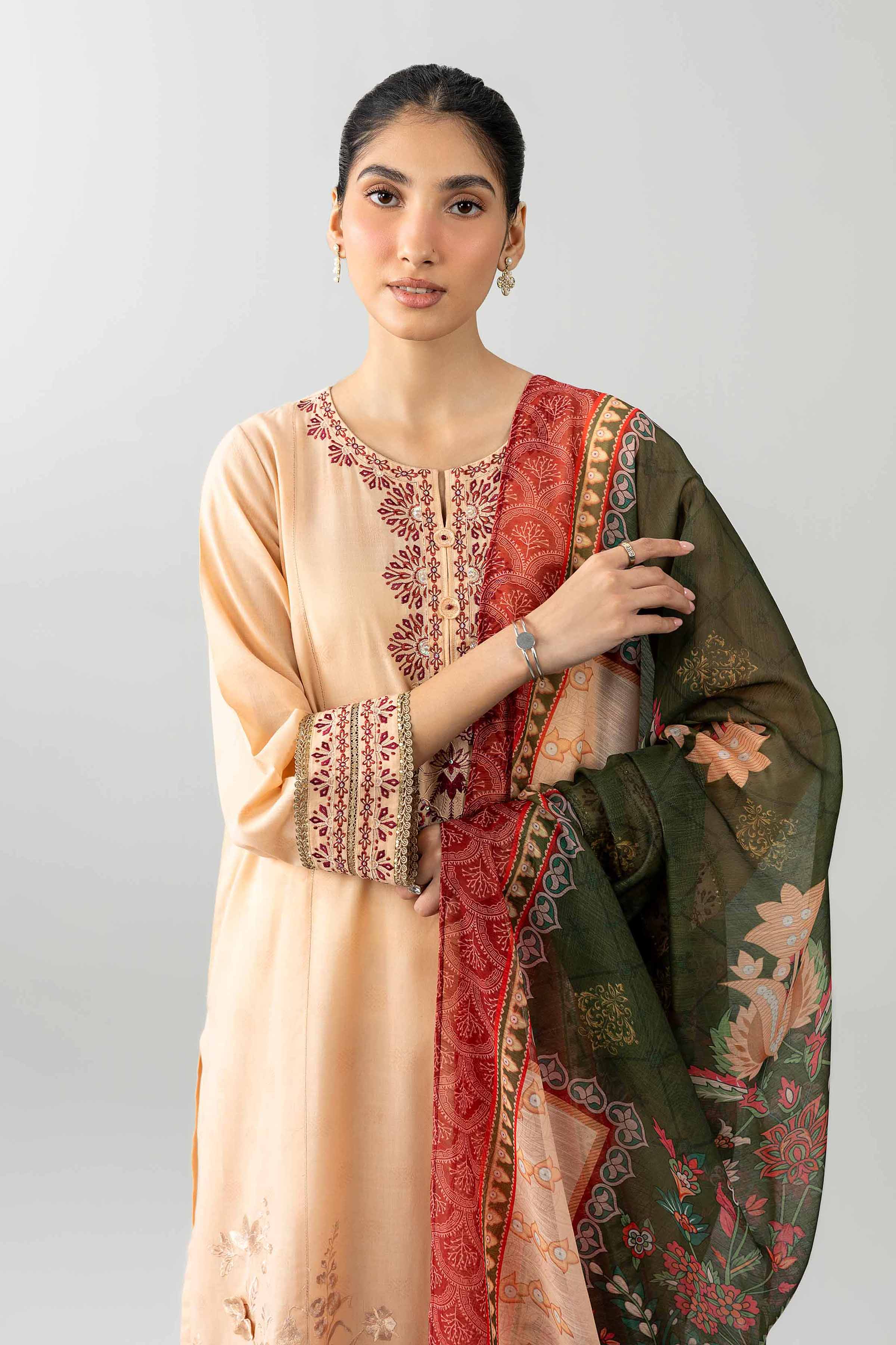 2 Piece - Embroidered Suit - PE26-130